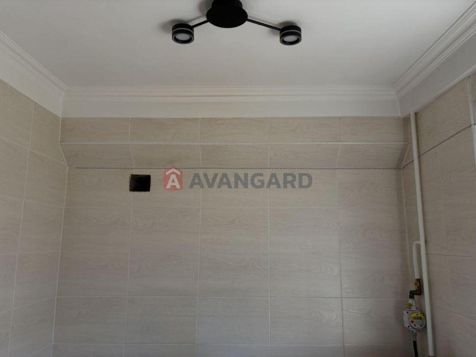 3 ��. ��������, 68/-/7 ��. �., 8/9 ������ ���� 13