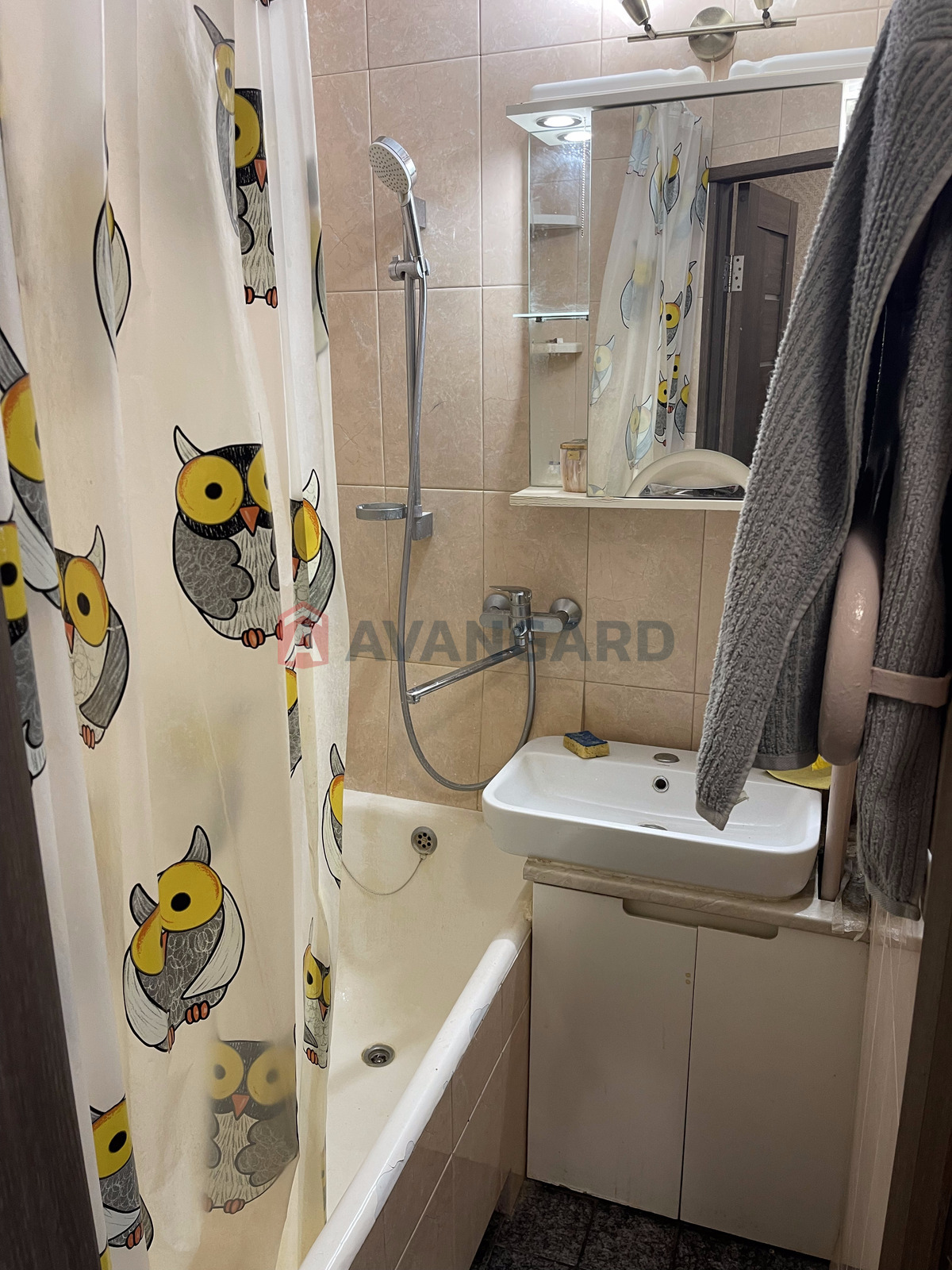 3 ����. ��������, 60/-/6 ��. �., 6/9 ���� ���� 15