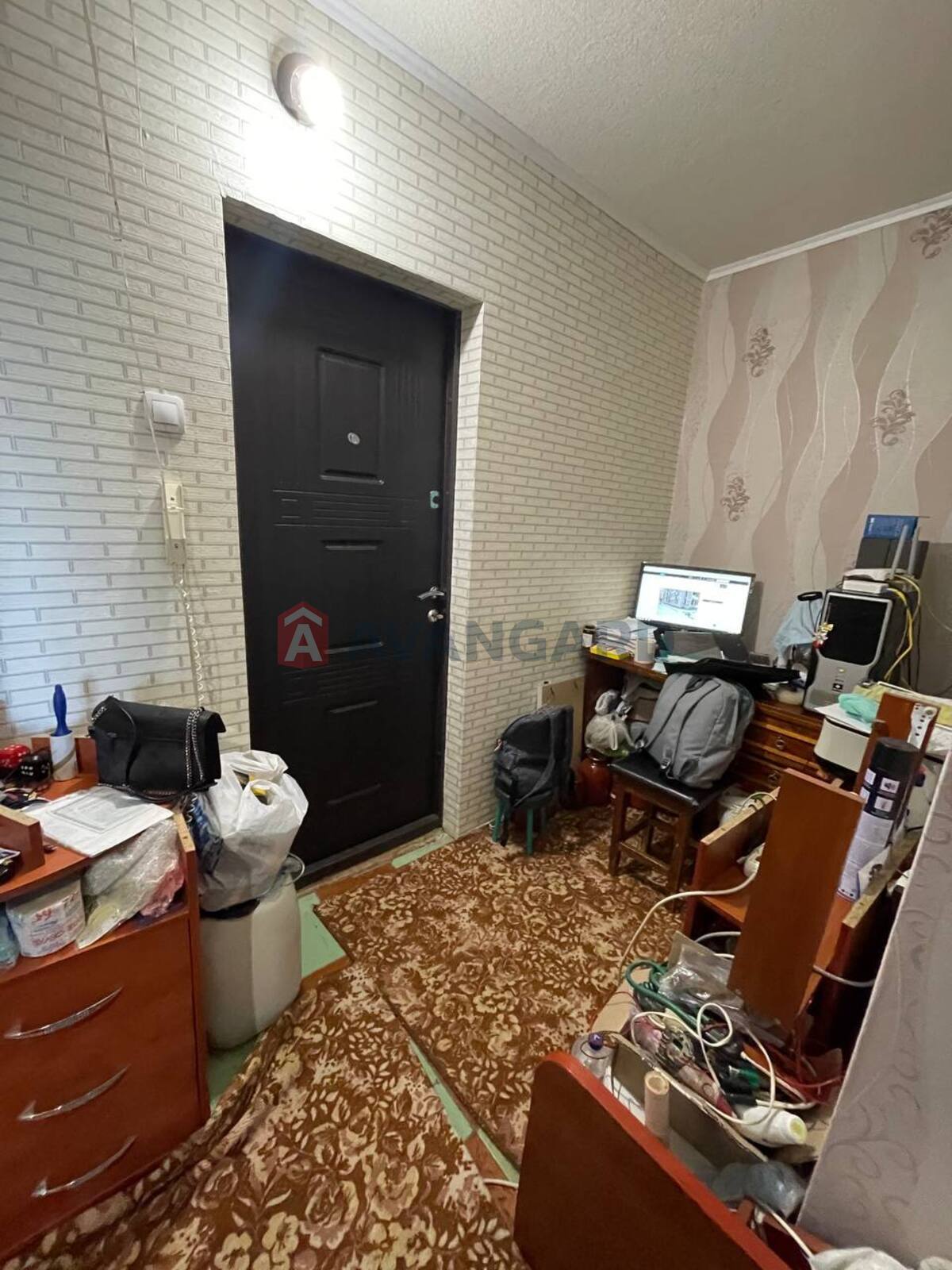 1 ��. ��������, 41,7/19,8/6,1 ��. �., 2/9 ������ ���� 7