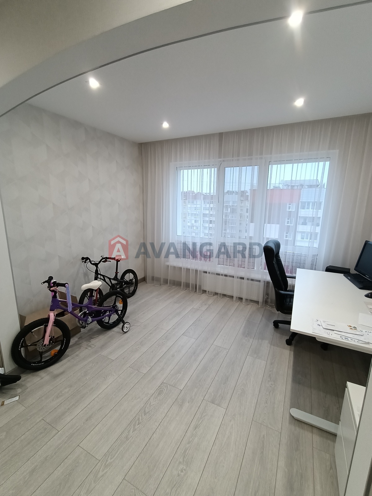 4 кім. квартира, 96/-/25 кв. м., 10/10 поверх фото 5 4 кім. квартира, 96/-/25 кв. м., 10/10 поверх фото 5