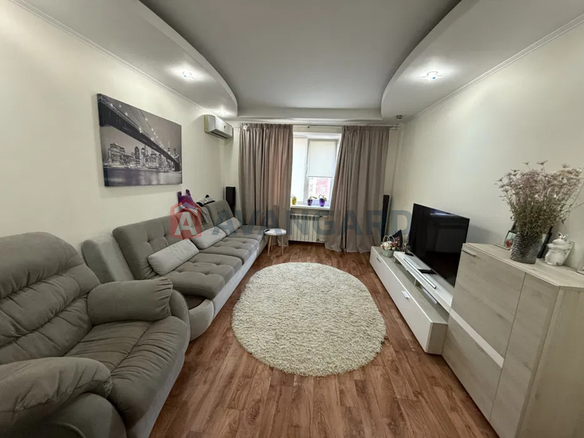 3 комн. квартира, 67/-/10 кв. м., 8/10 этаж фото 1 3 комн. квартира, 67/-/10 кв. м., 8/10 этаж фото 1