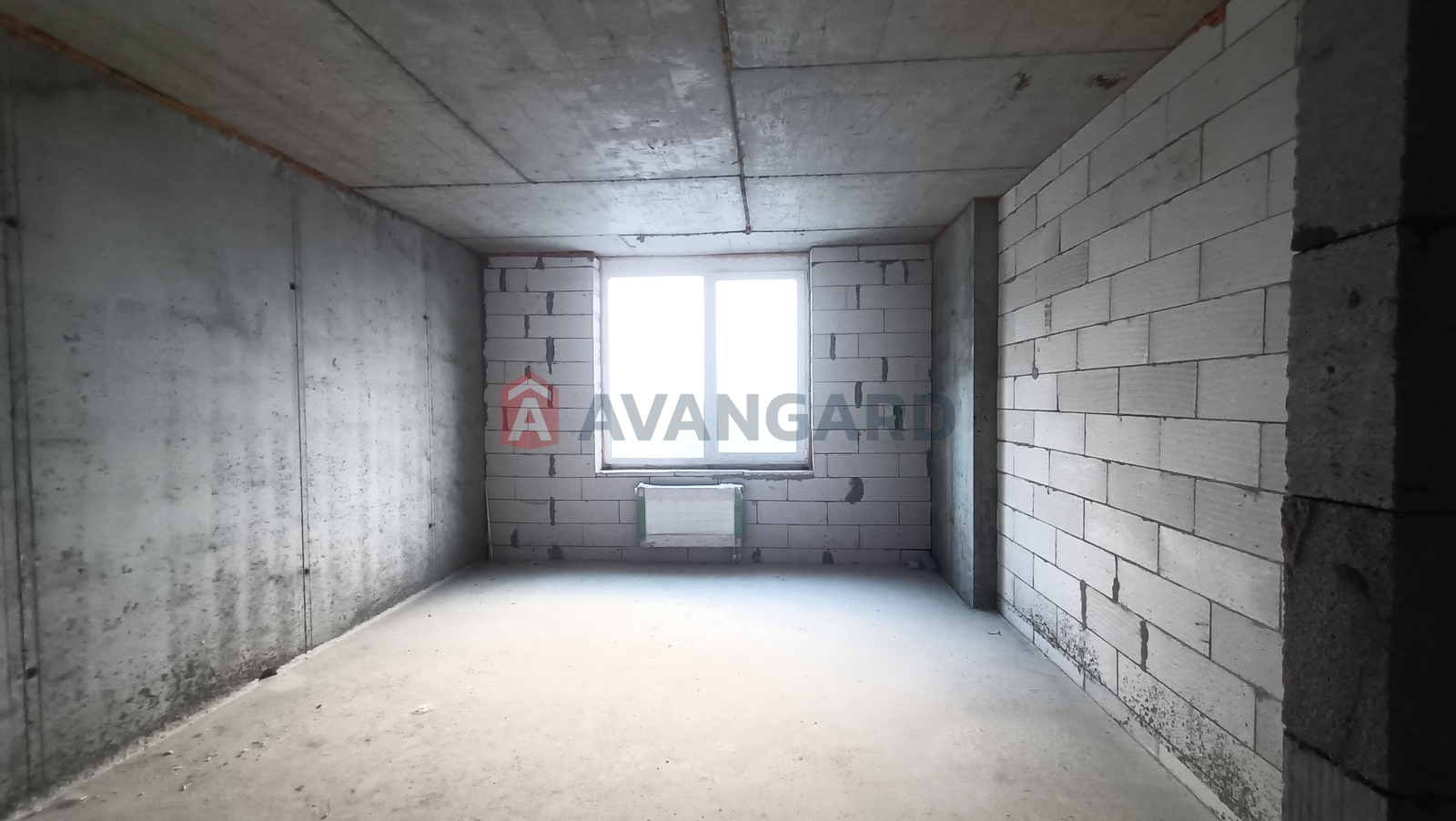 3 ����. ��������, 109,68/50,68/18,65 ��. �., 5/17 ���� ���� 6