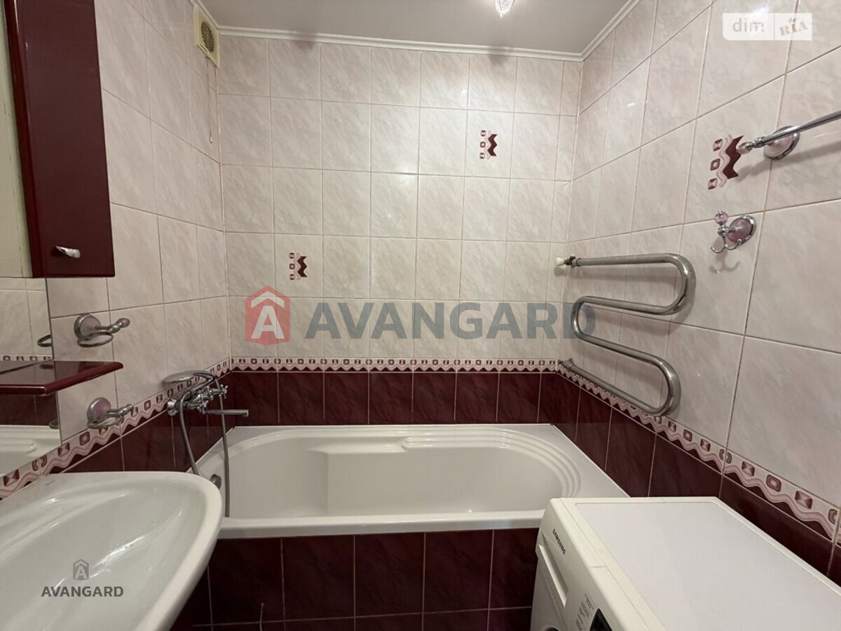 2 ����. ��������, 49,8/27/6 ��. �., 5/5 ���� ���� 7