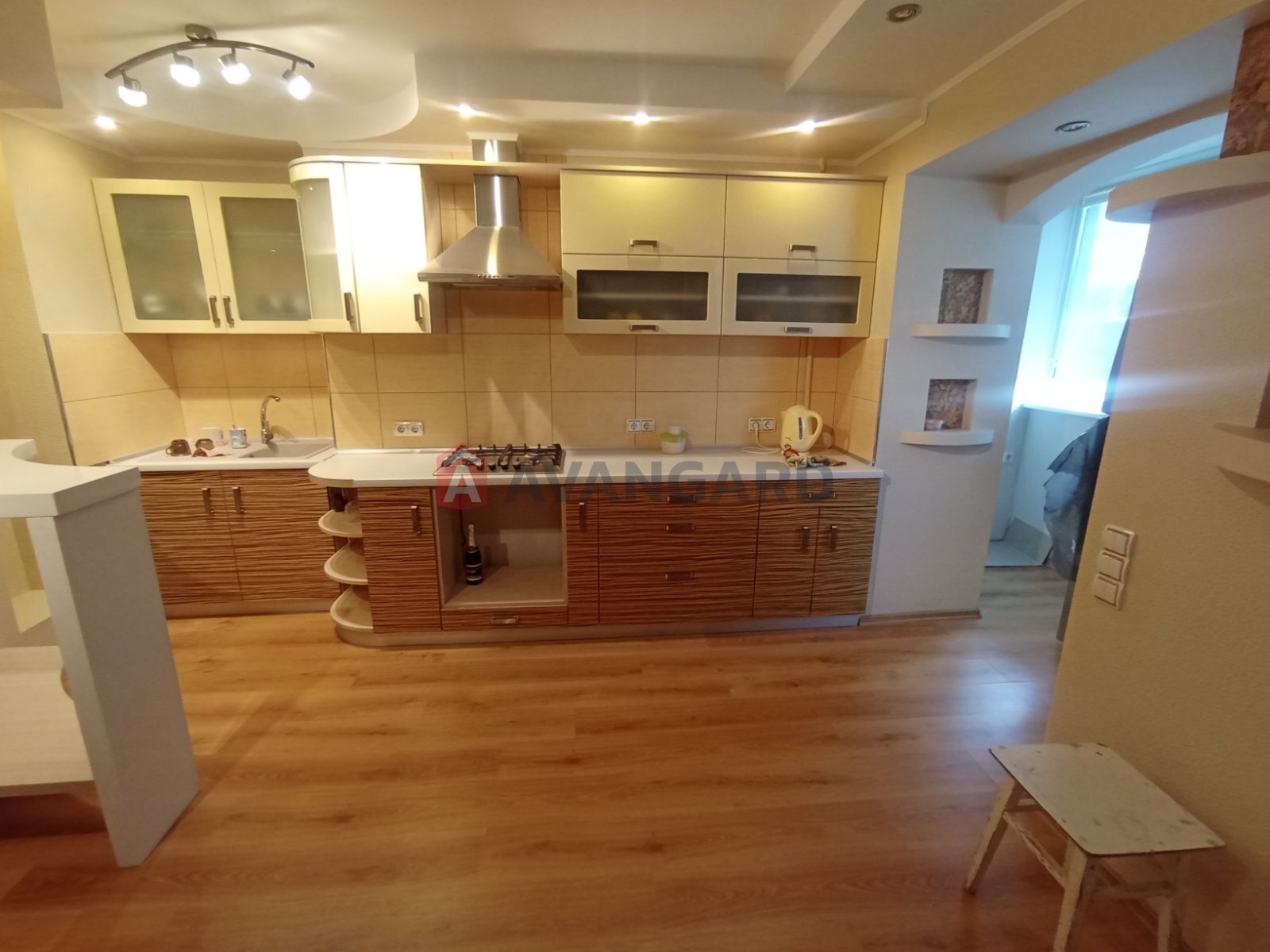 3 . , 99/42/34 . ., 8/9   1