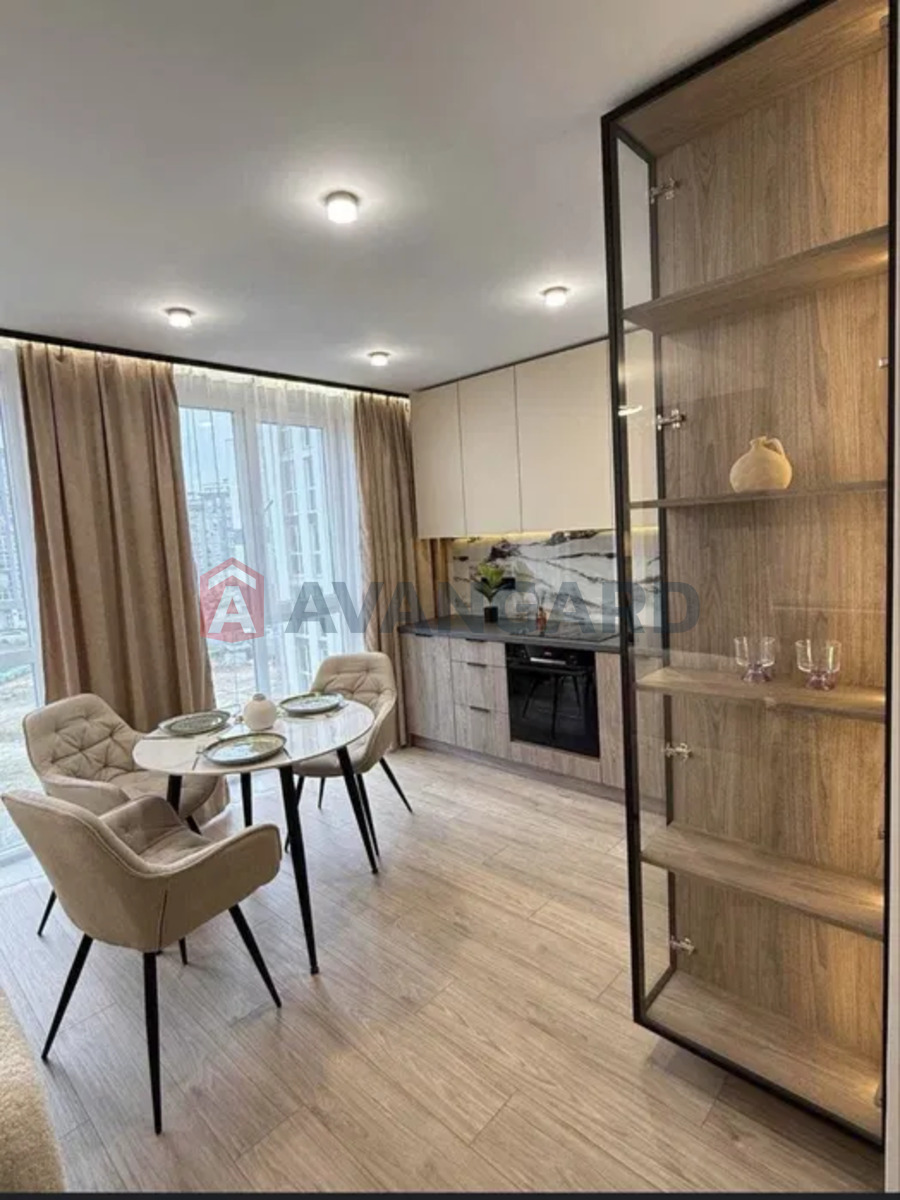 1 ��. ��������, 41/-/18 ��. �., 4/6 ������ ���� 4