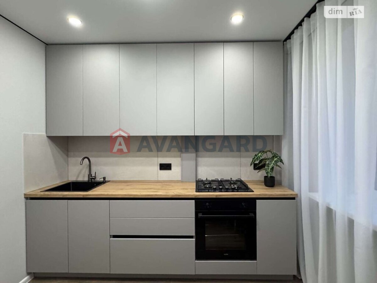 2 ��. ��������, 46/25/7 ��. �., 4/9 ������ ���� 3