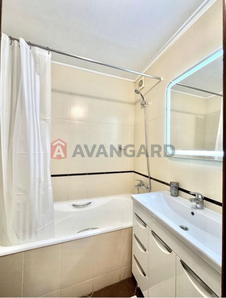 3 ��. ��������, 79/-/14 ��. �., 6/25 ������ ���� 18