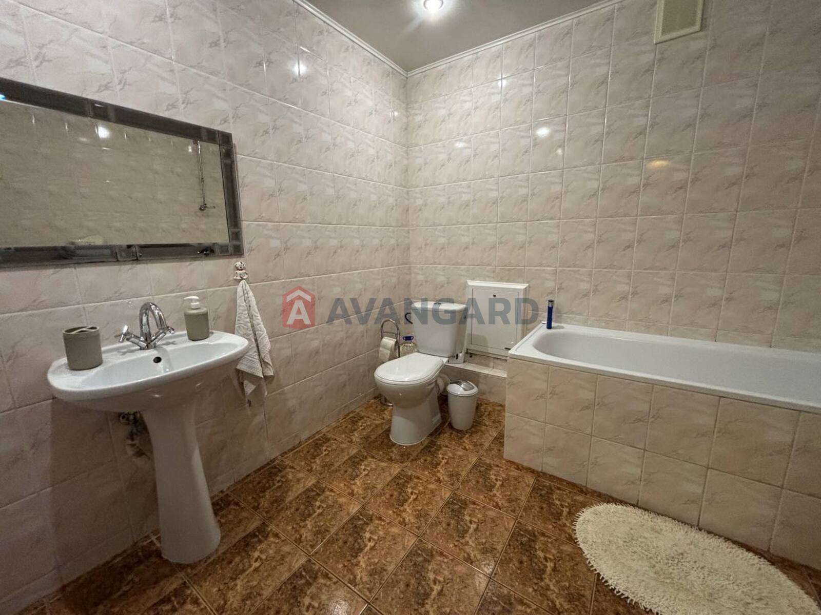 3 ����. ��������, 122/-/15 ��. �., 10/11 ���� ���� 21