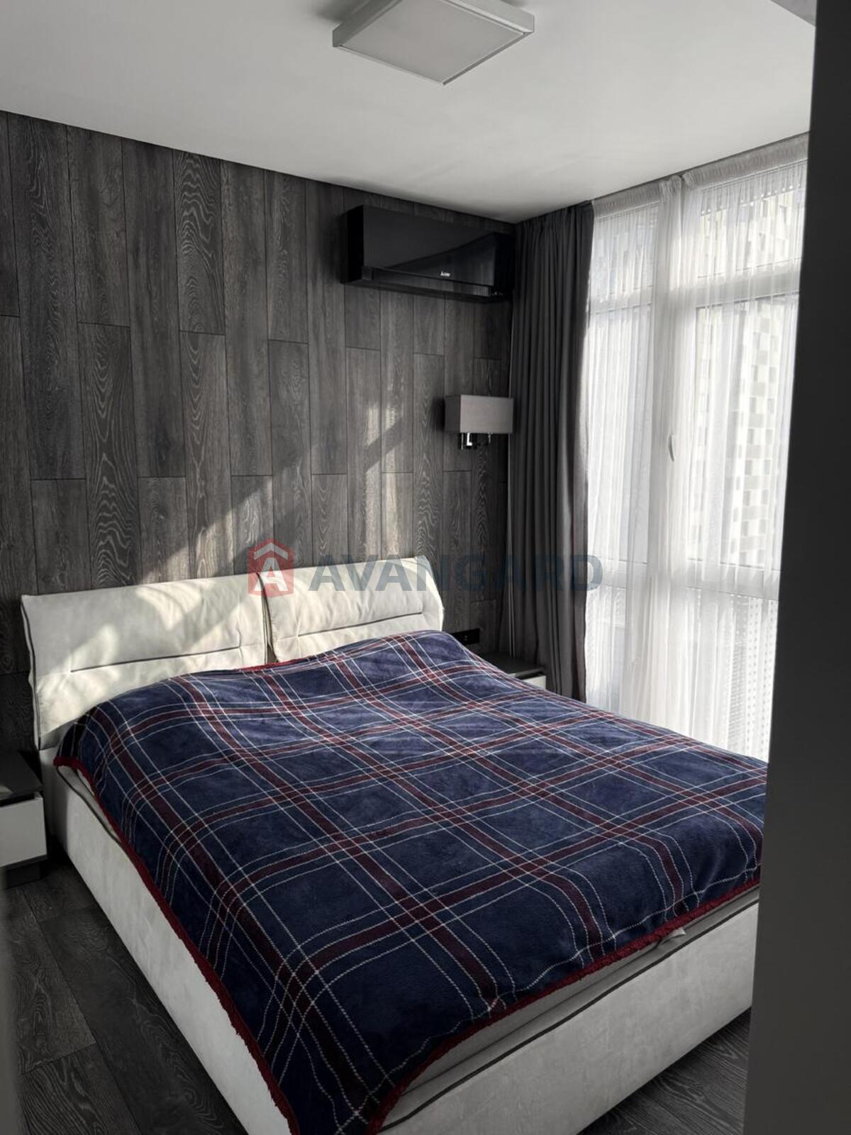 1 ��. ��������, 48/-/14 ��. �., 10/24 ������ ���� 13