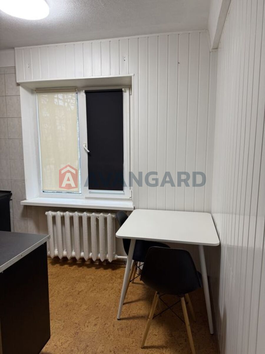 1 ����. ��������, 42/-/7 ��. �., 2/5 ���� ���� 2