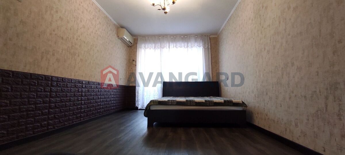 1 ��. ��������, 30/-/6 ��. �., 5/5 ������ ���� 1