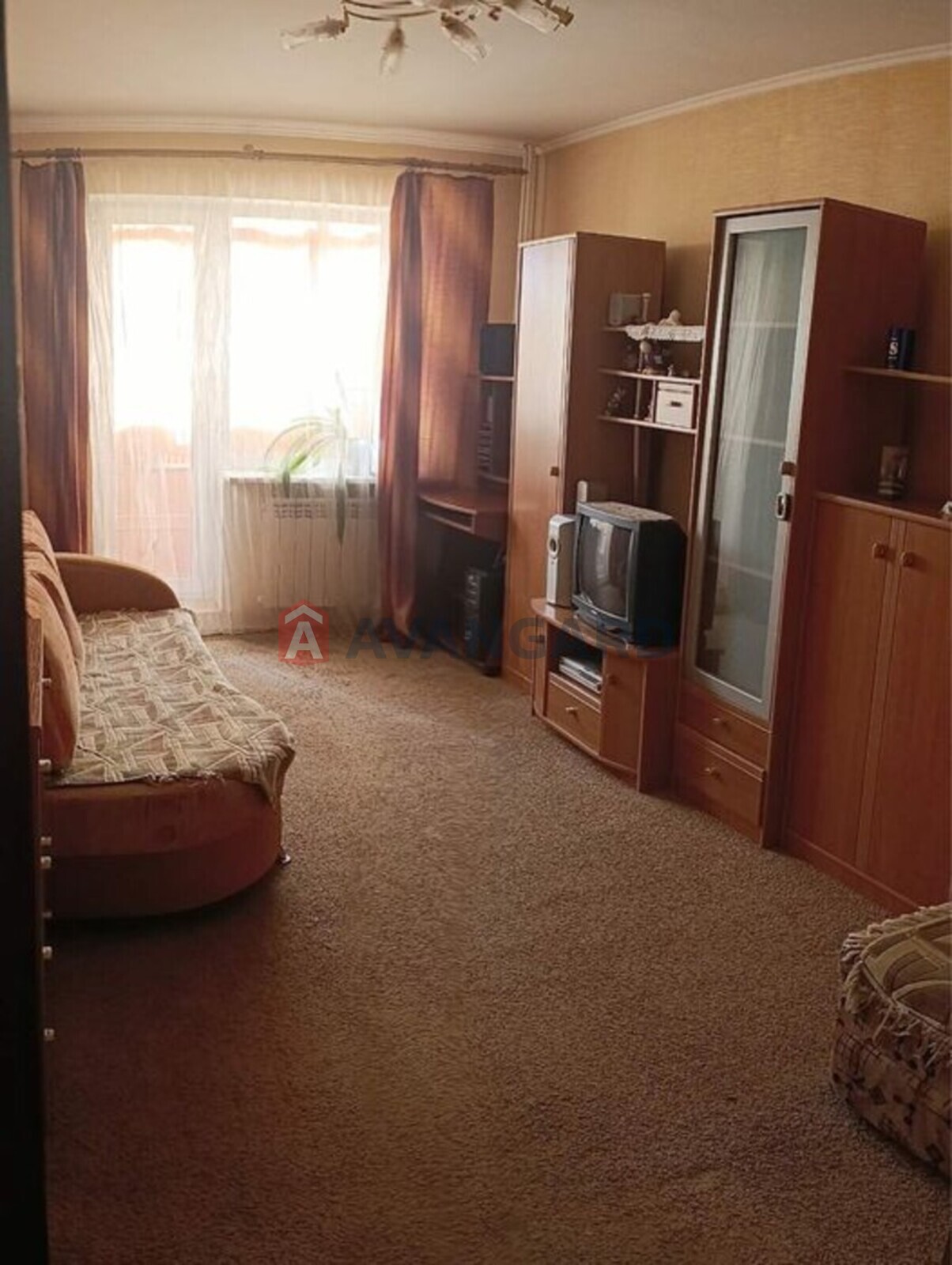 3 ��. ��������, 70/-/8 ��. �., 6/9 ������ ���� 12