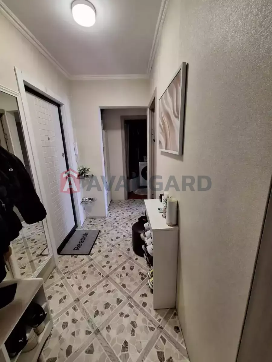 2 ��. ��������, 47/26/8 ��. �., 10/10 ������ ���� 9