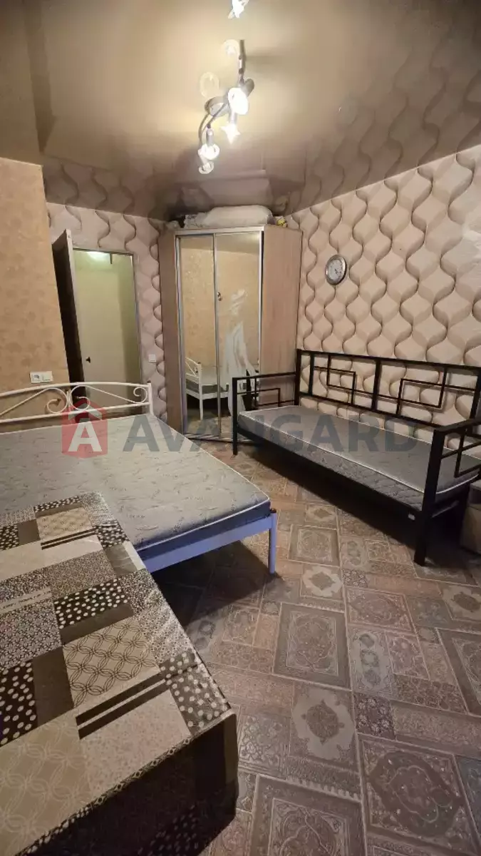 2 ��. ��������, 45/-/6 ��. �., 4/5 ������ ���� 1