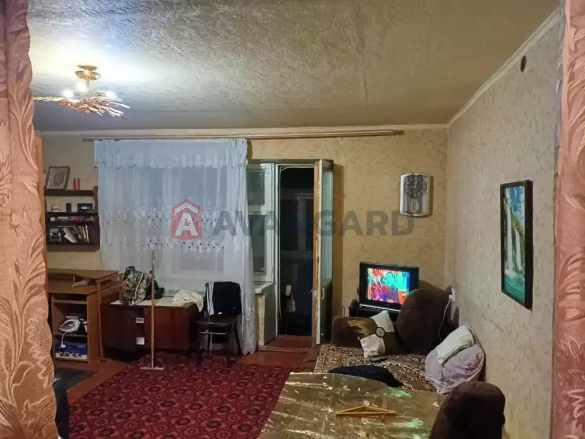 1 ��. ��������, 45/28/8 ��. �., 4/4 ������ ���� 3