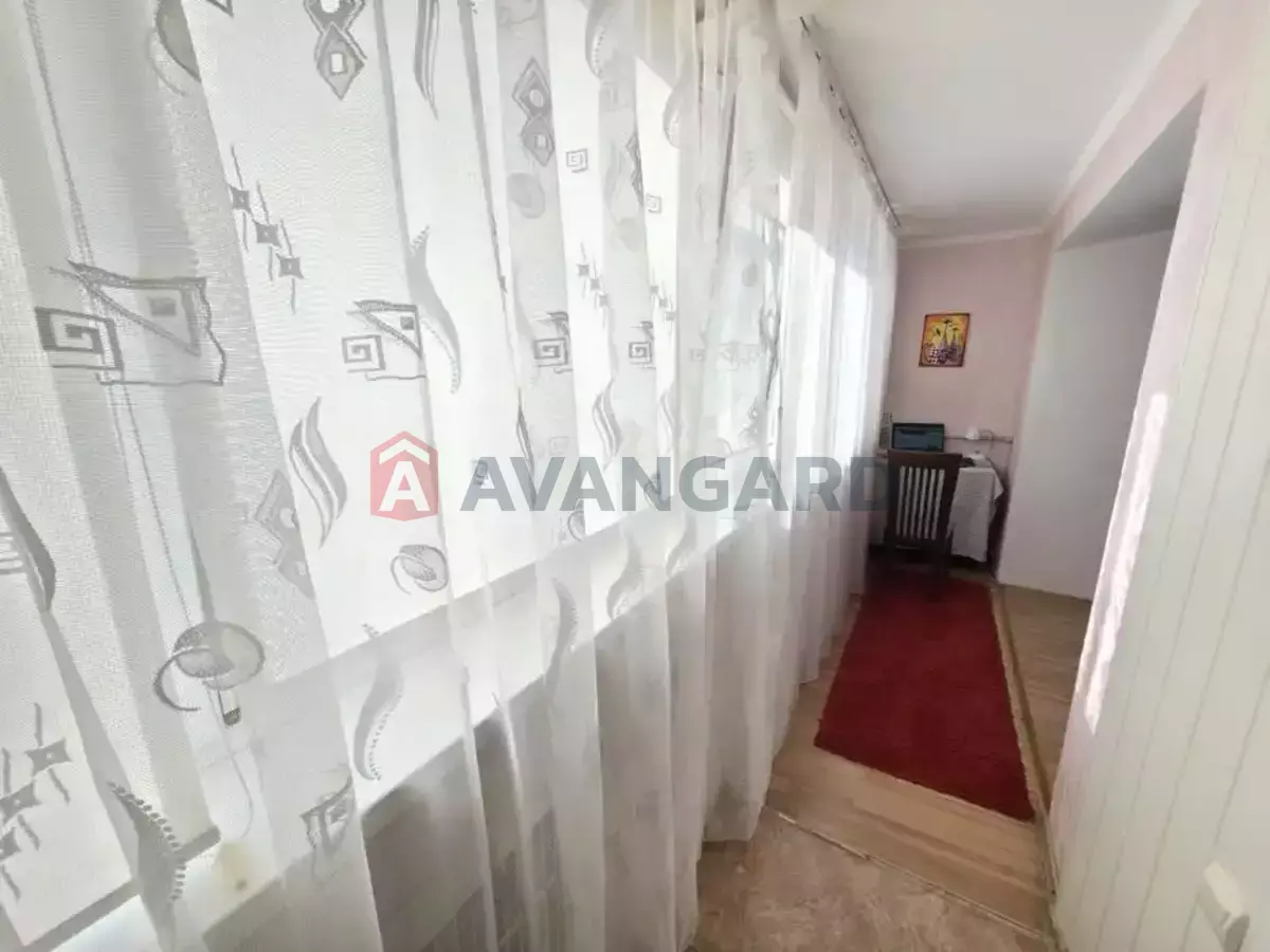1 ��. ��������, 40/20/- ��. �., 8/9 ������ ���� 5