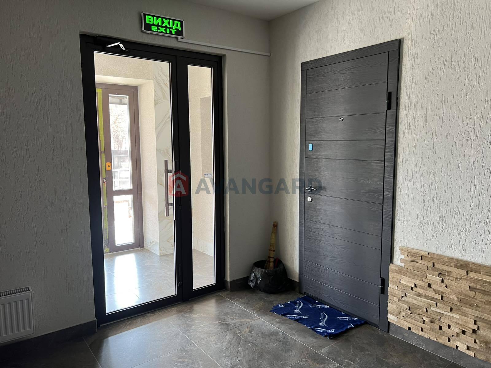 2 ��. ��������, 64/-/- ��. �., 4/9 ������ ���� 5