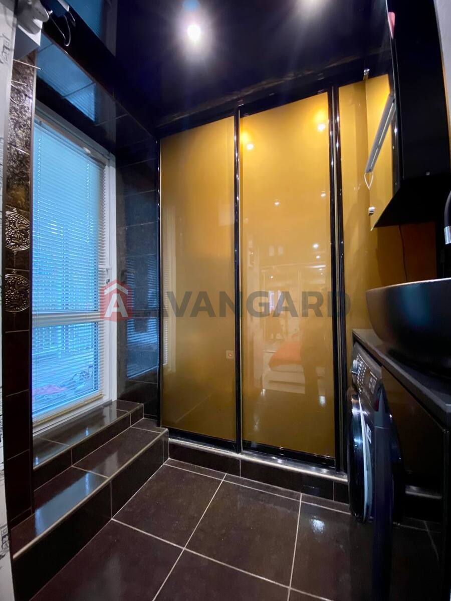 1 ��. ��������, 16/-/2 ��. �., 1/2 ������ ���� 10