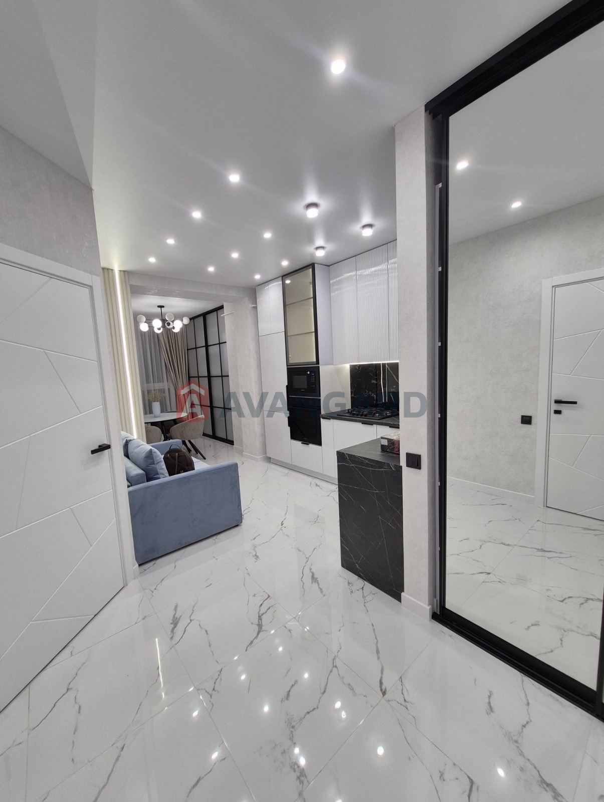 1 ��. ��������, 40/20/17 ��. �., 5/11 ������ ���� 9