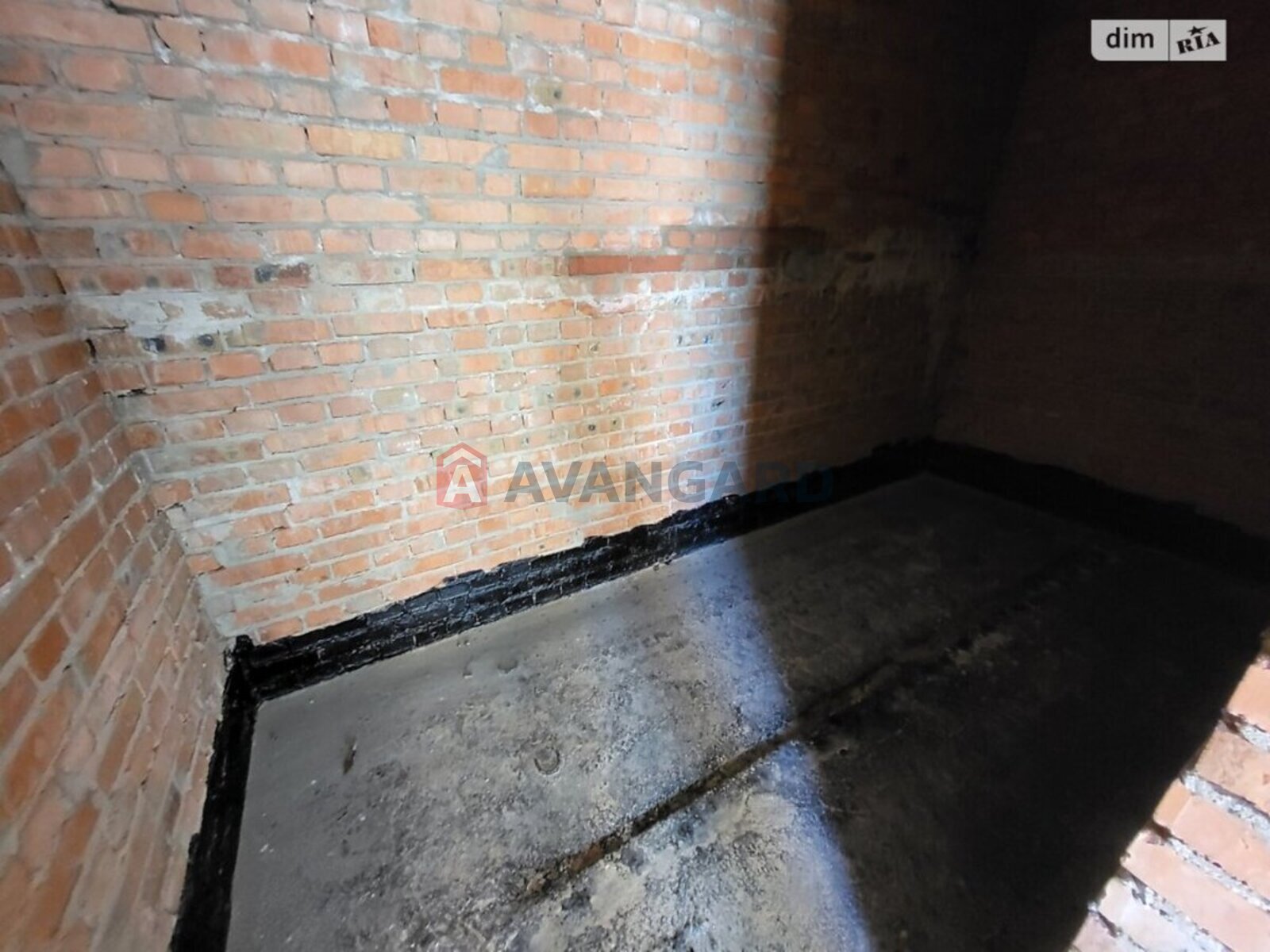 2 ��. ��������, 76/-/15 ��. �., 2/5 ������ ���� 3