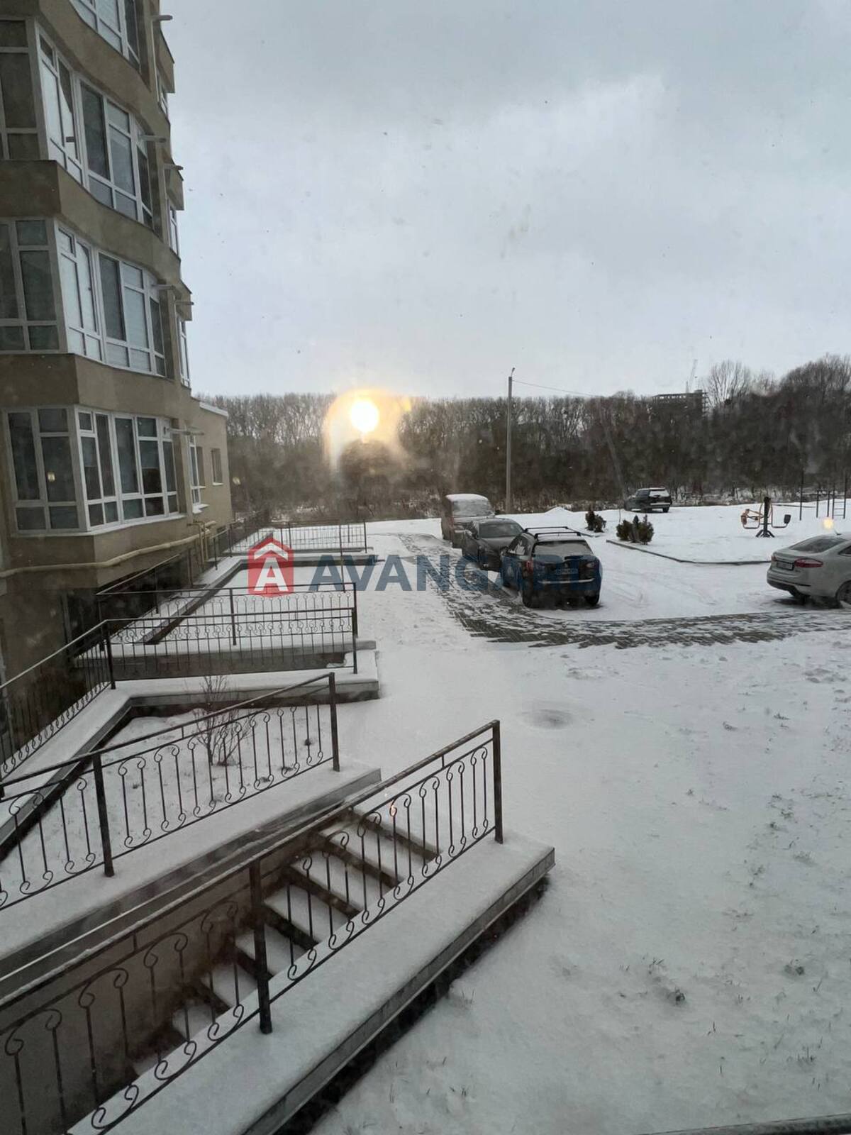 3 ��. ��������, 103/-/20 ��. �., 1/10 ������ ���� 8