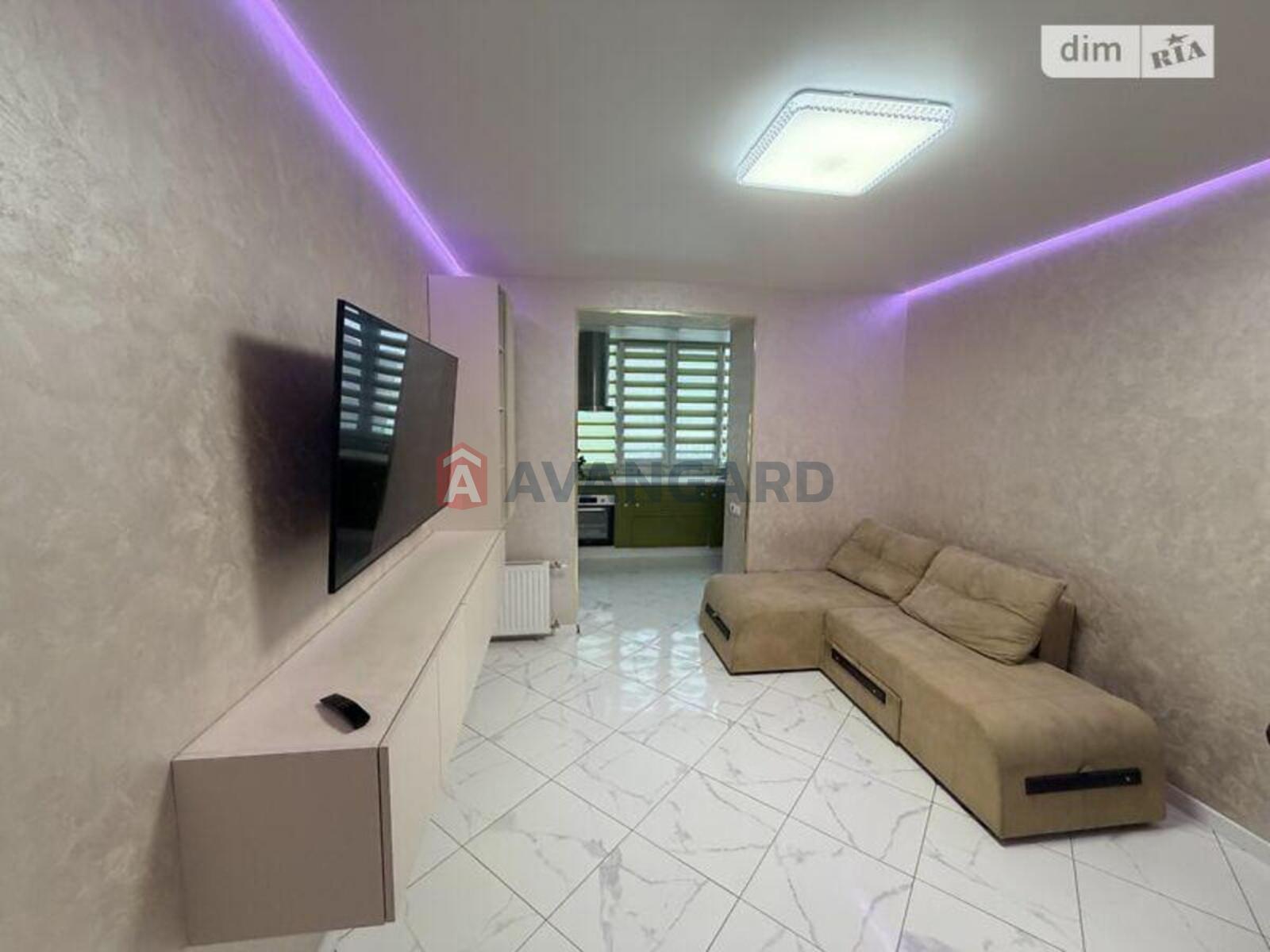 2 ��. ��������, 62/44/15 ��. �., 5/14 ������ ���� 12