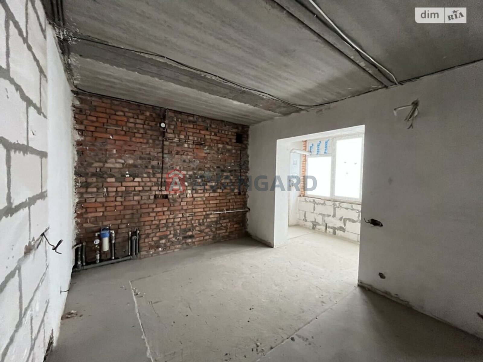 2 ��. ��������, 124/42/52 ��. �., 10/14 ������ ���� 3