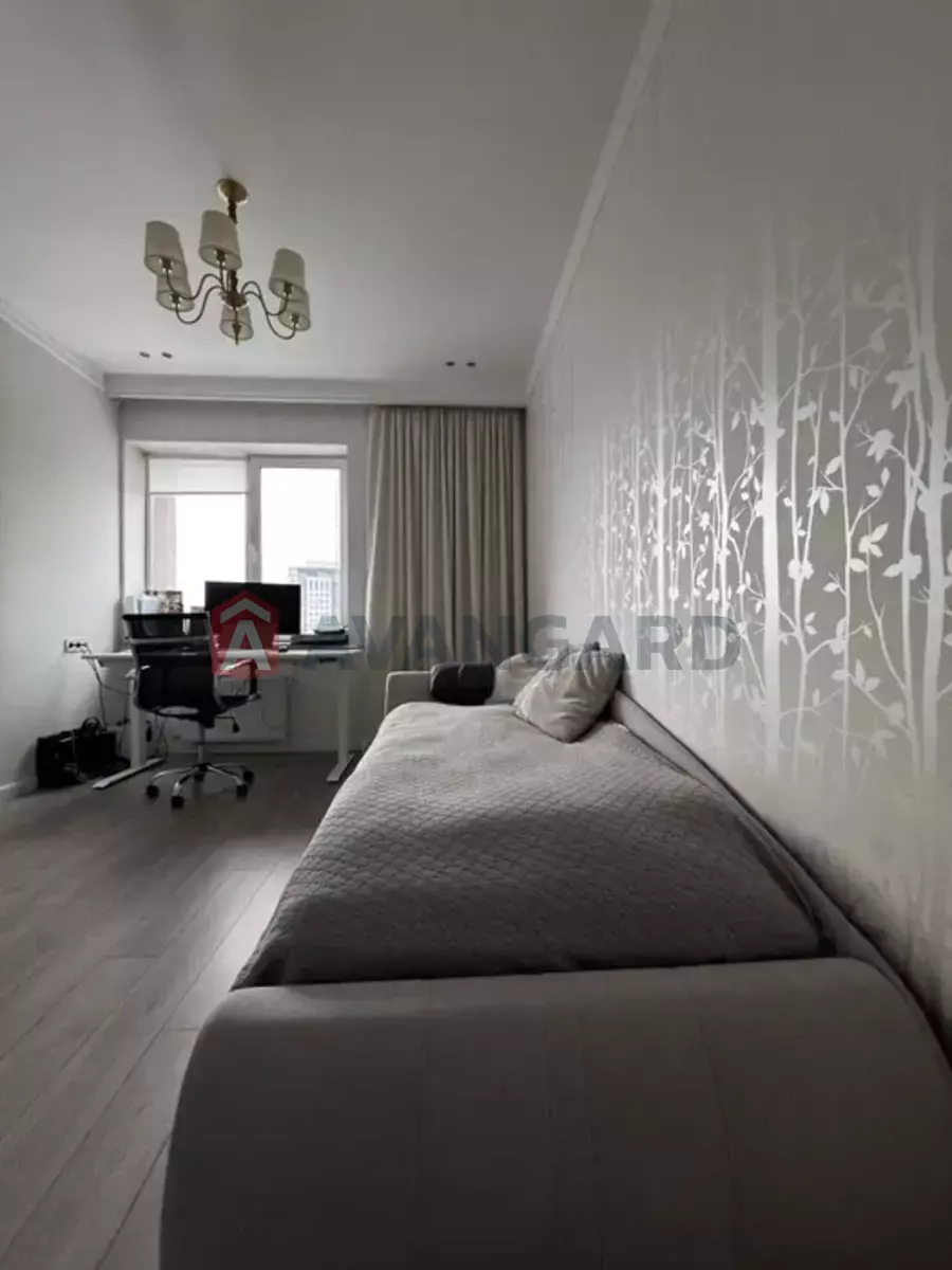 3 ��. ��������, 78/-/30 ��. �., 10/12 ������ ���� 17