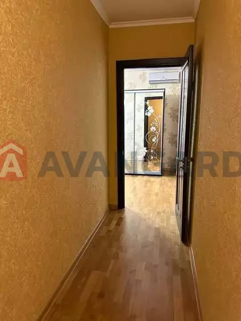 3 ��. ��������, 85/-/12 ��. �., 15/16 ������ ���� 18