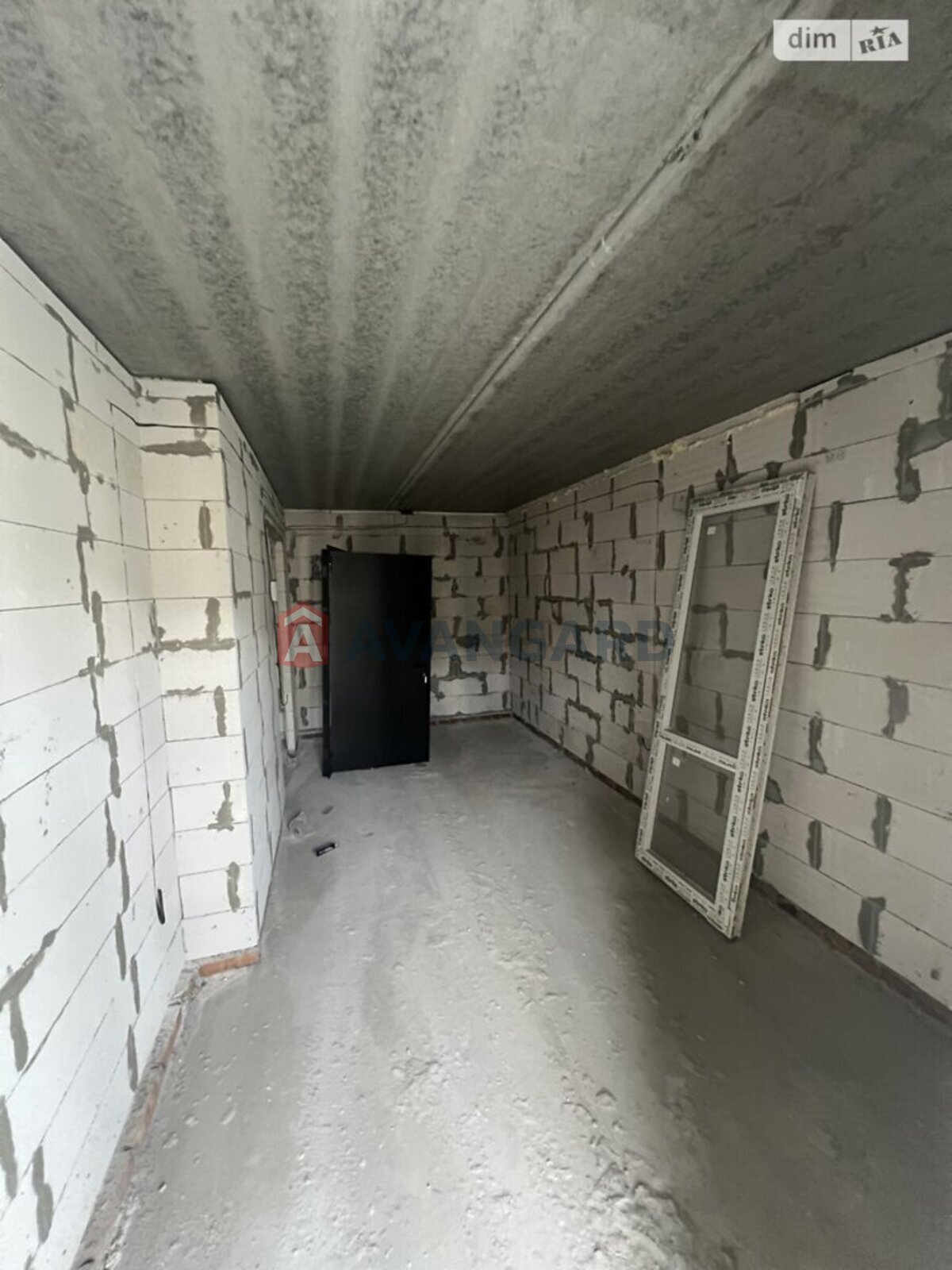 1 ��. ��������, 37/37/8 ��. �., 1/9 ������ ���� 15