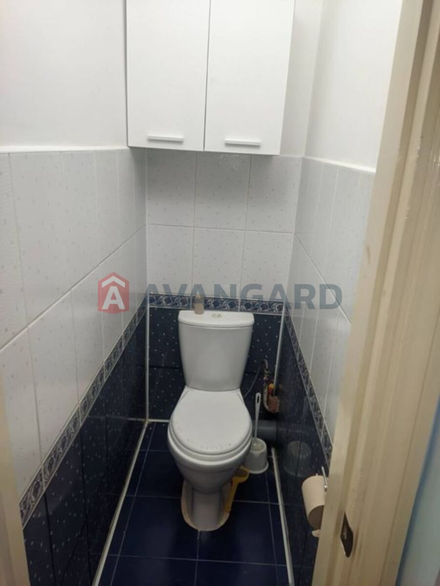 4 ��. ��������, 61/-/6 ��. �., 3/5 ������ ���� 14