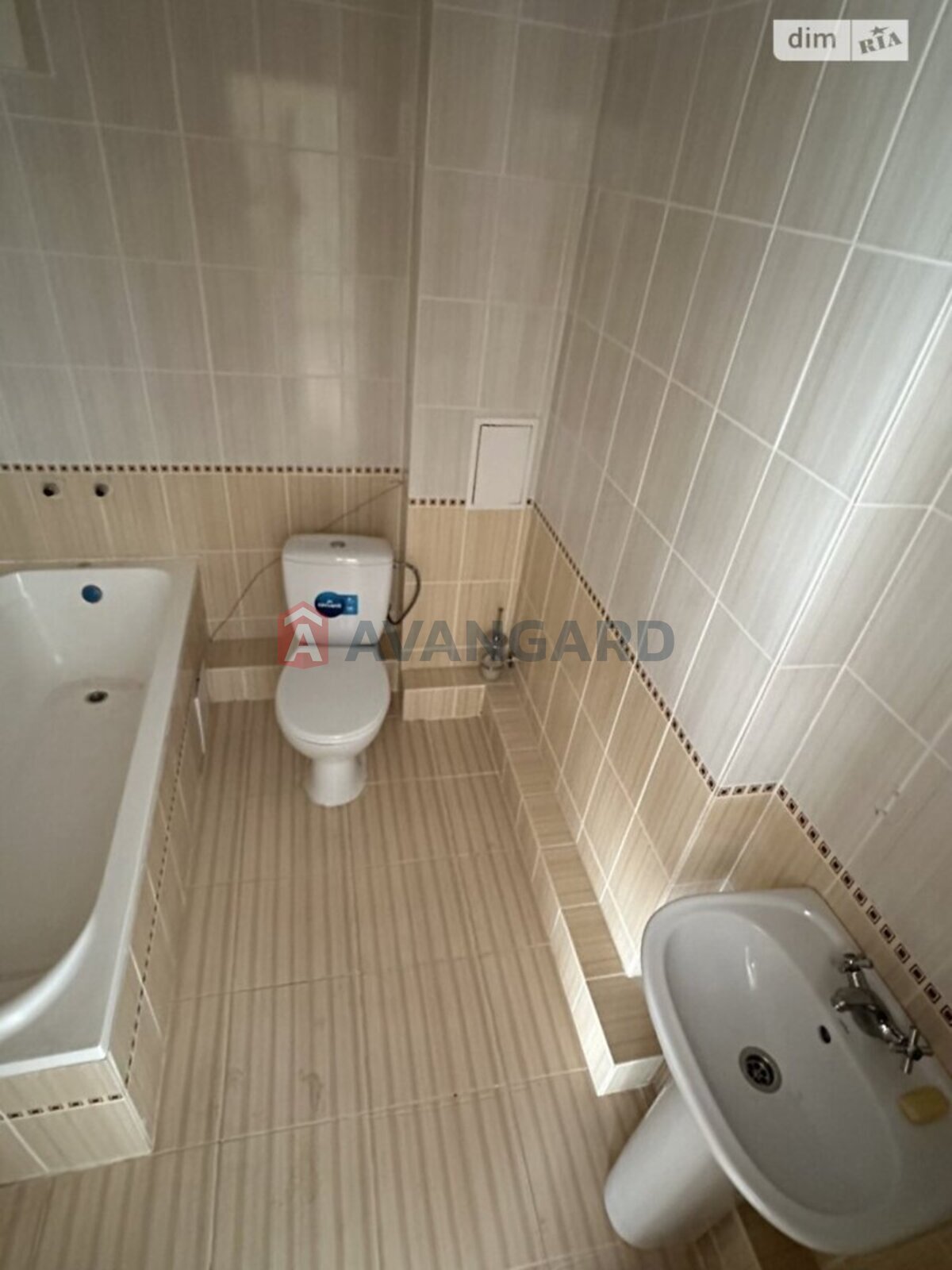 1 ��. ��������, 49/14/12 ��. �., 9/10 ������ ���� 9