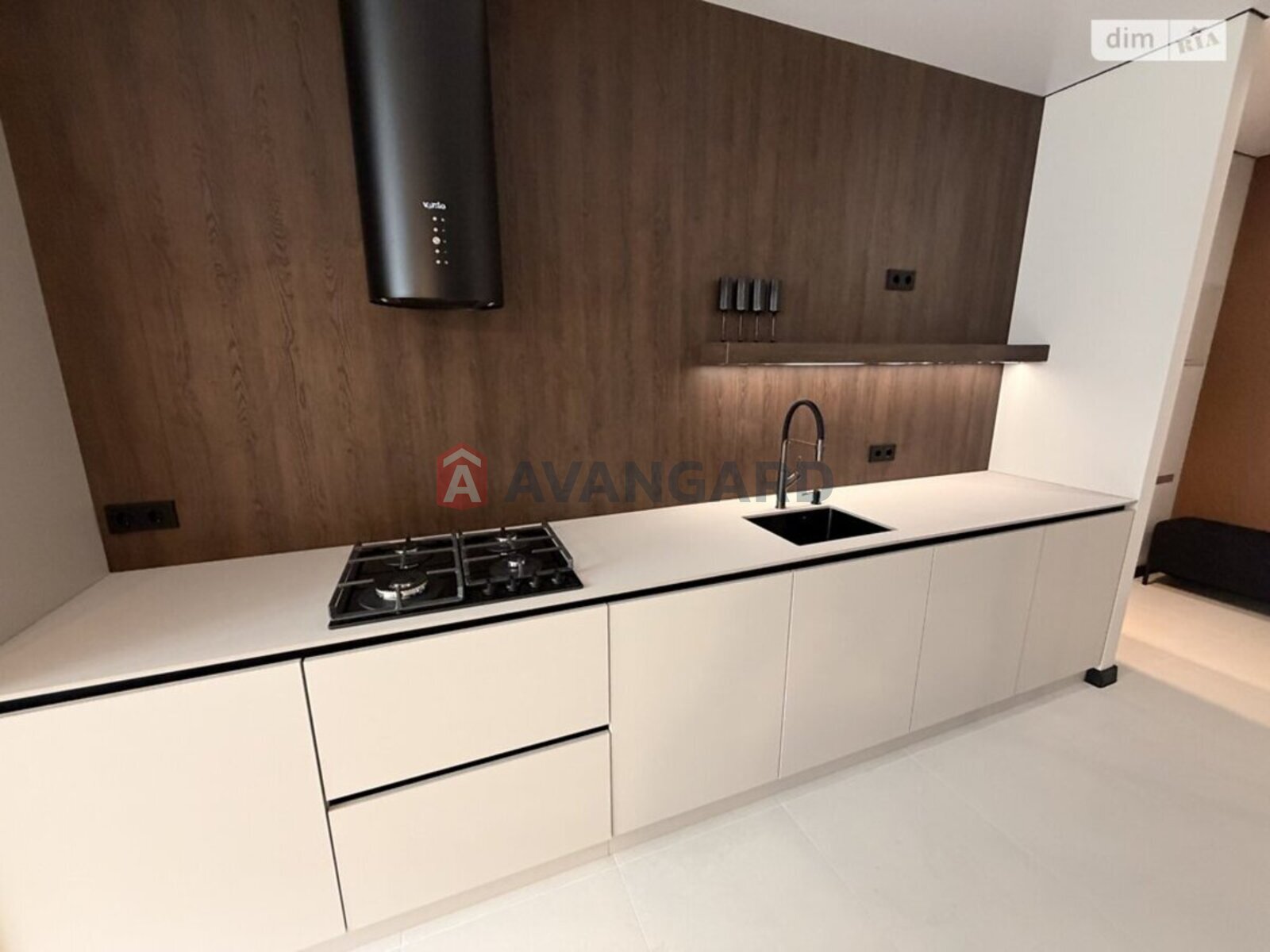 2 ��. ��������, 80/50/20 ��. �., 10/10 ������ ���� 7