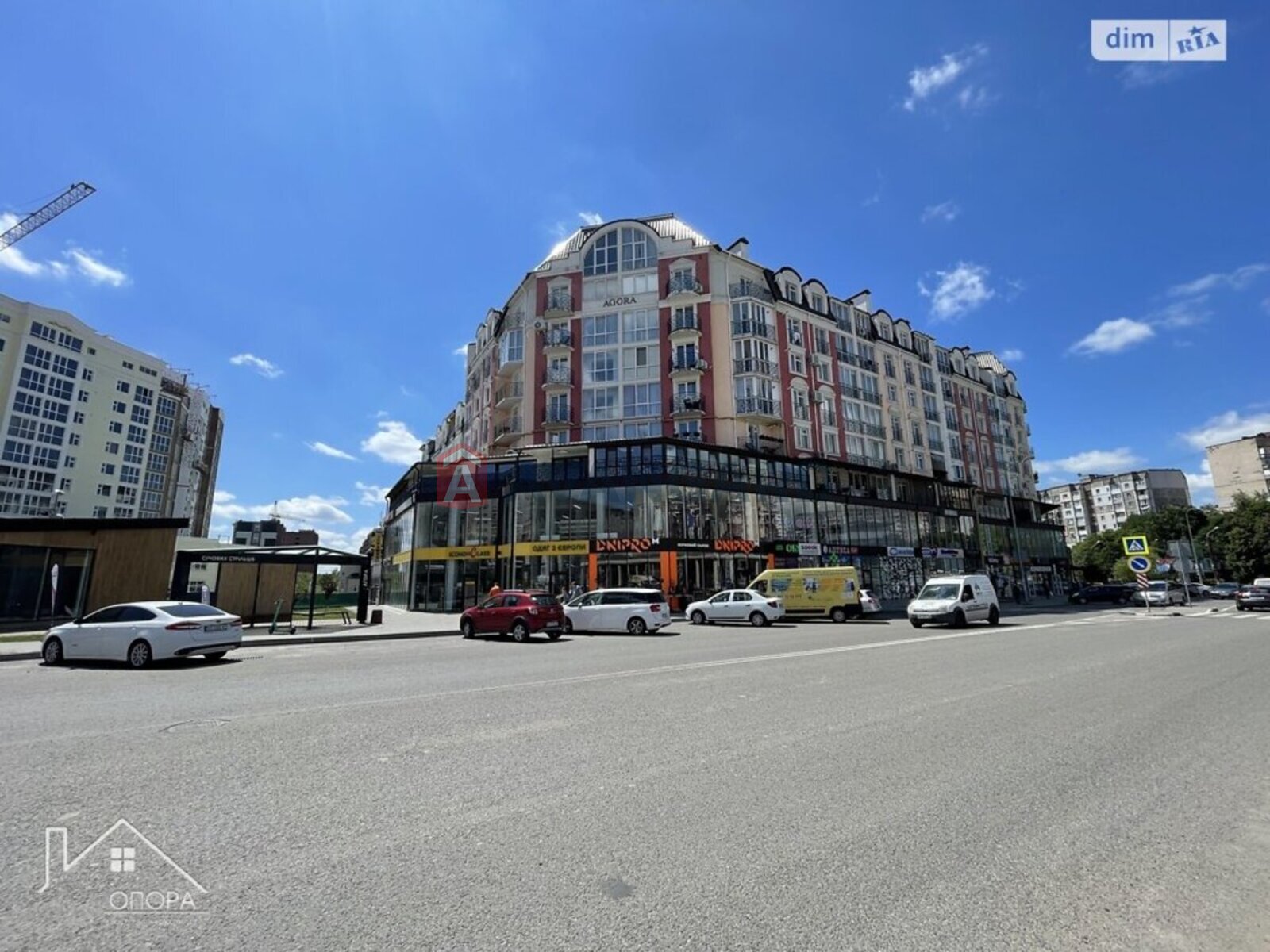 3 ��. ��������, 118/41/40 ��. �., 8/10 ������ ���� 23