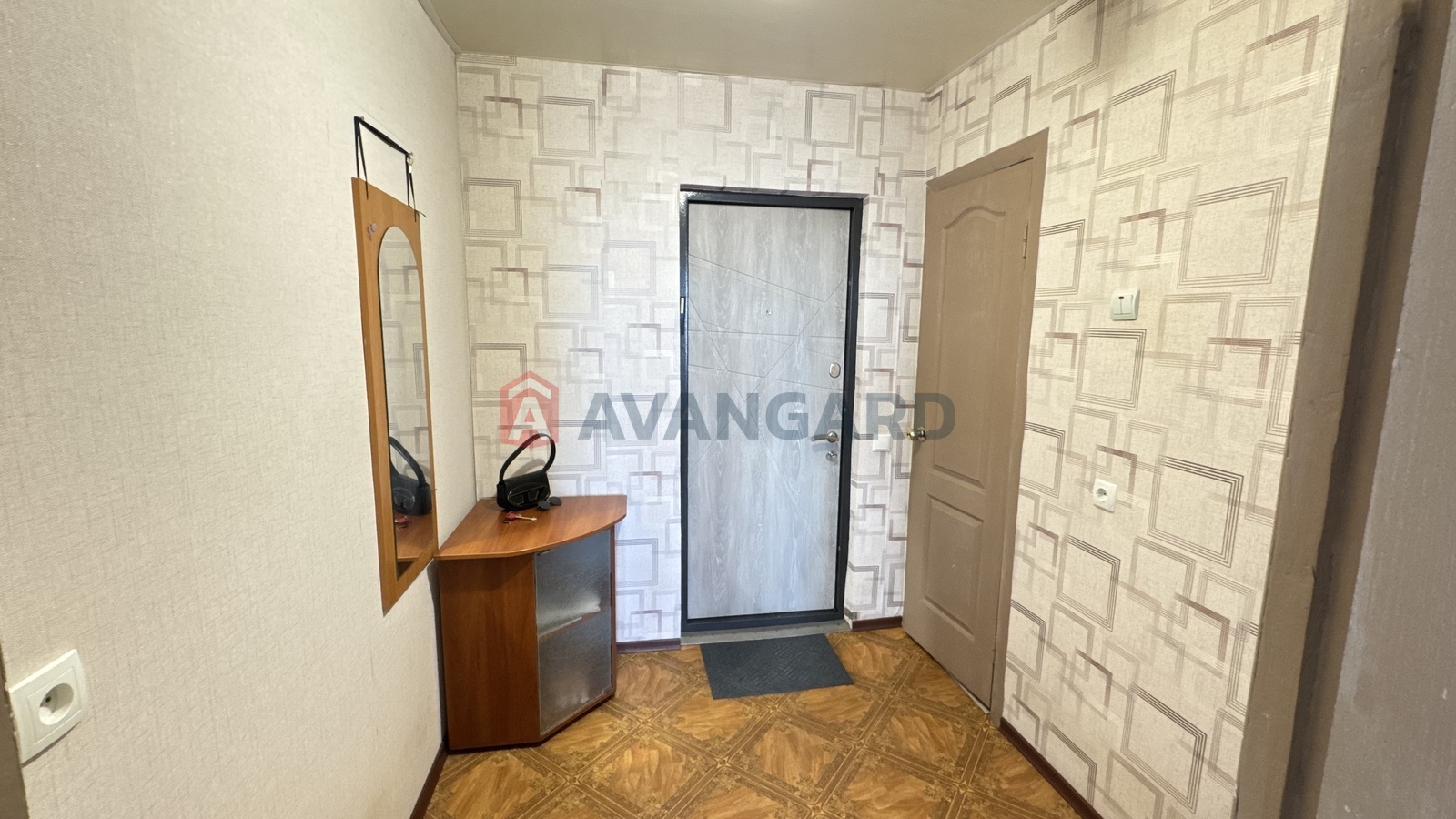 1 ��. ��������, 40,4/-/7,2 ��. �., 12/12 ������ ���� 20