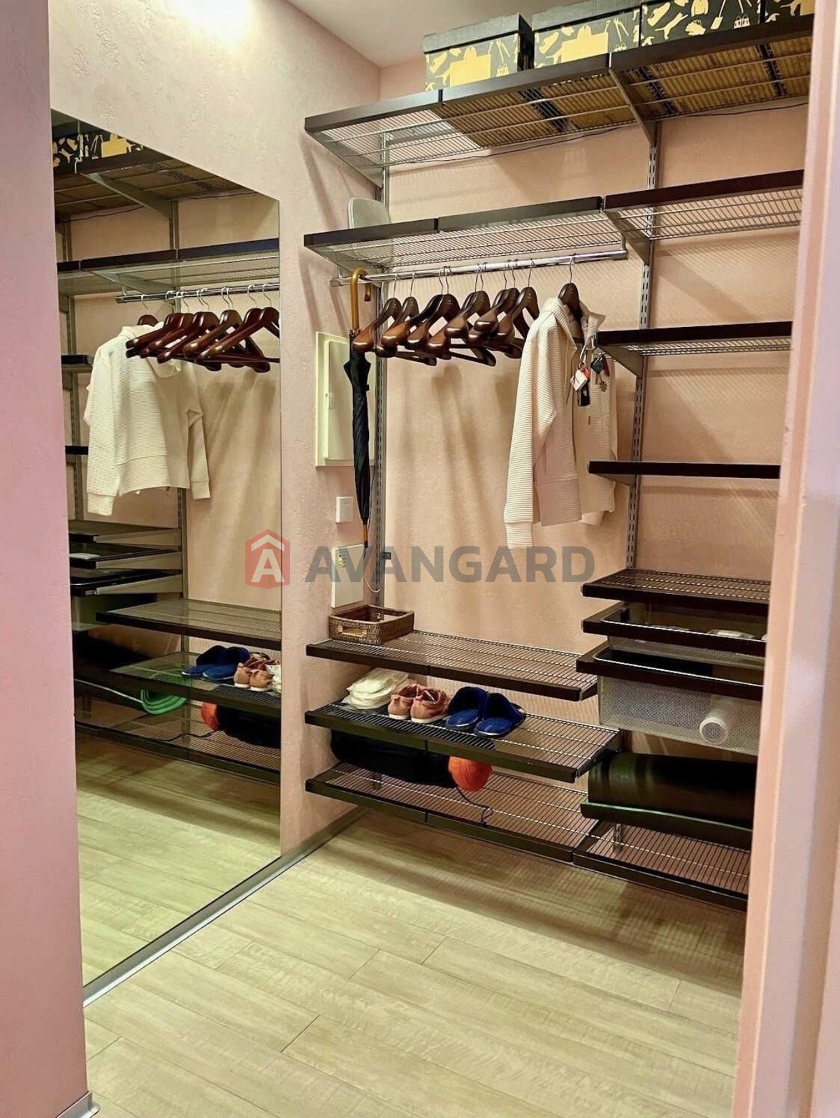 1 . , 43.30/18/20 . ., 8/23   8