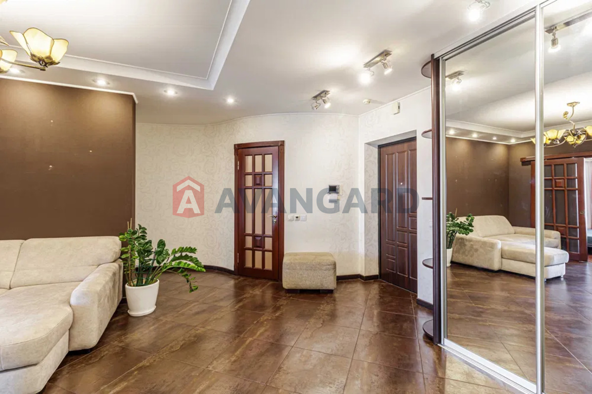 3 ��. ��������, 87/-/16 ��. �., 21/25 ������ ���� 6