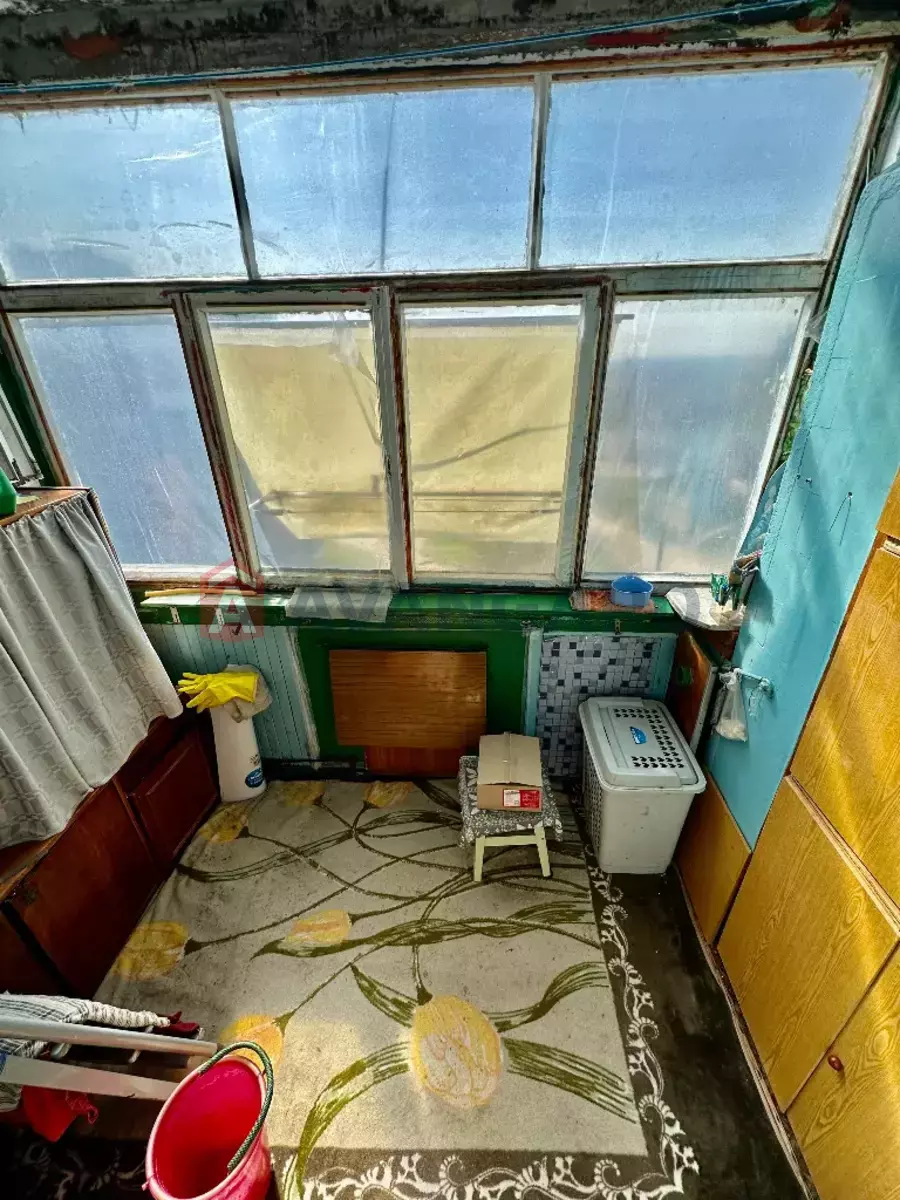 2 ��. ��������, 51/28/7 ��. �., 8/9 ������ ���� 9