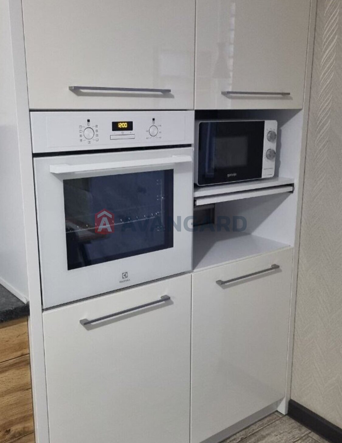 1 ����. ��������, 41/15/10 ��. �., 8/9 ���� ���� 8