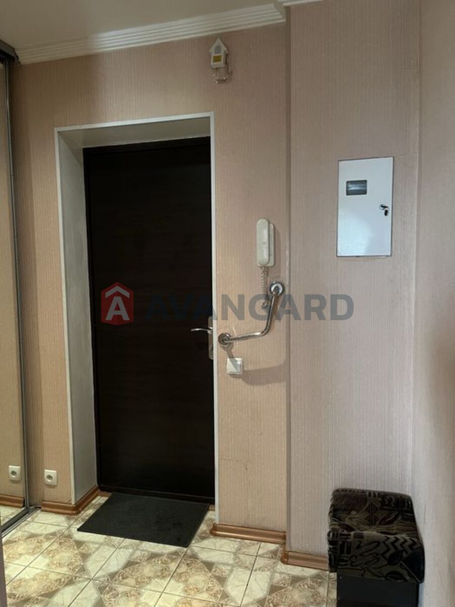 2 ��. ��������, 40/-/23 ��. �., 9/13 ������ ���� 6