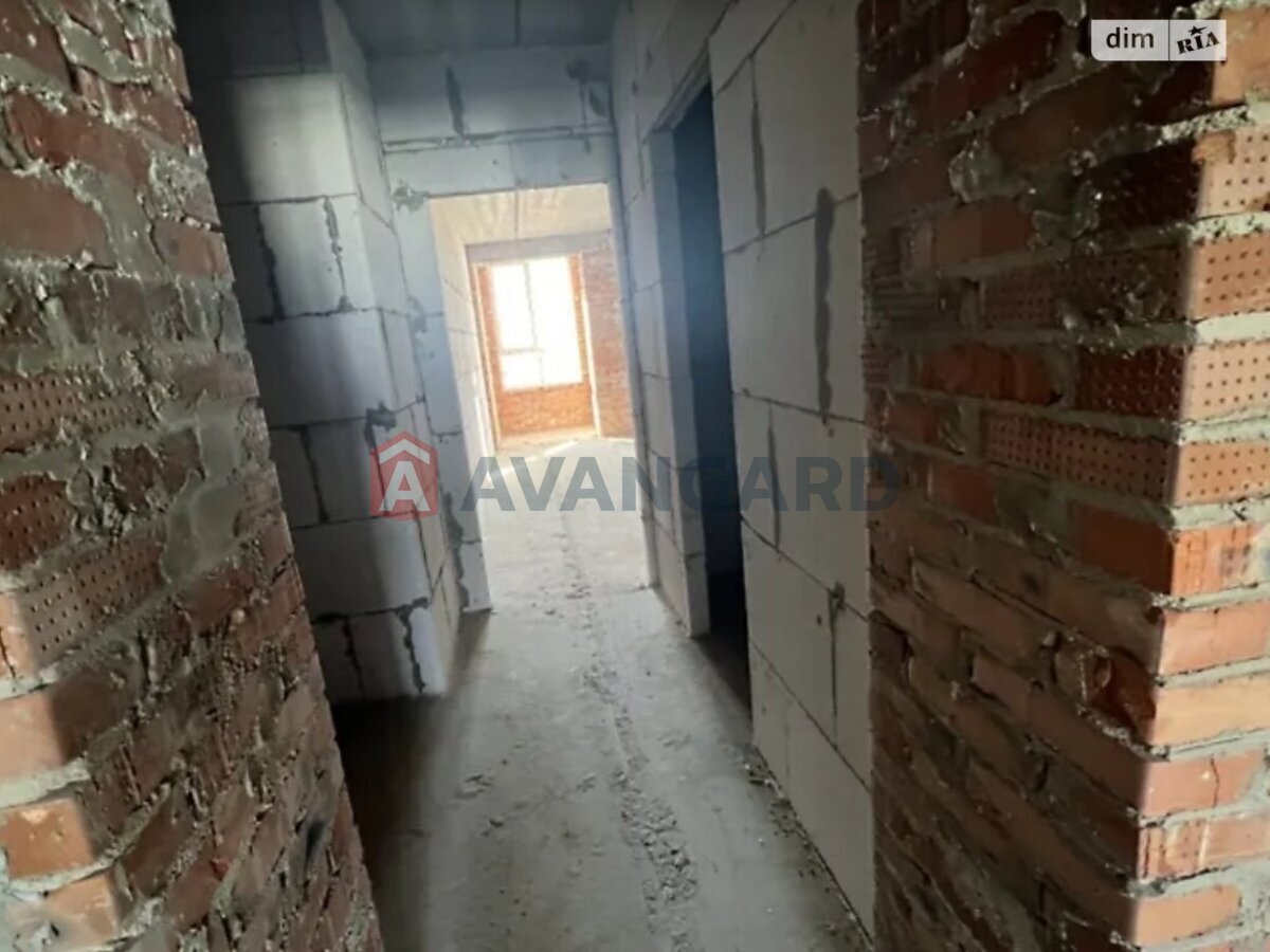 1 ��. ��������, 48/20/18 ��. �., 3/11 ������ ���� 7