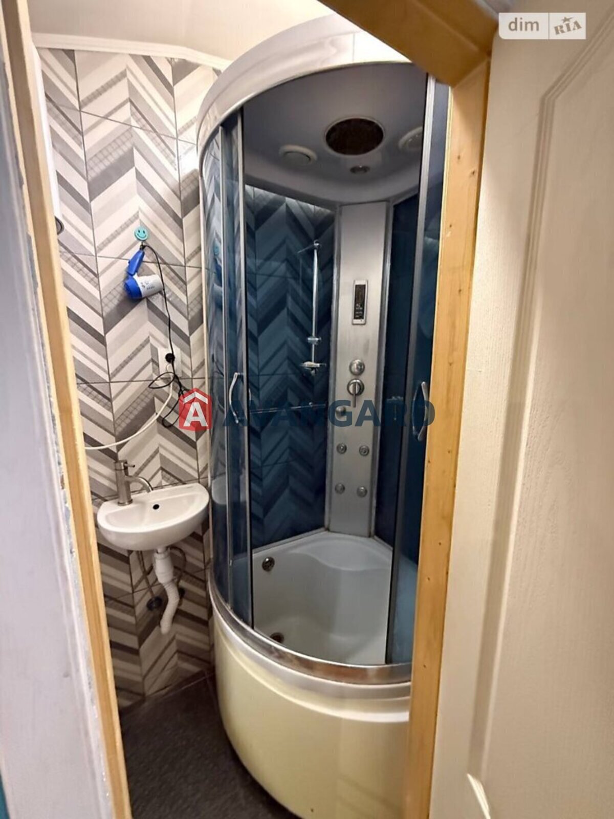 1 ��. ��������, 14/11/5 ��. �., 2/2 ������ ���� 2