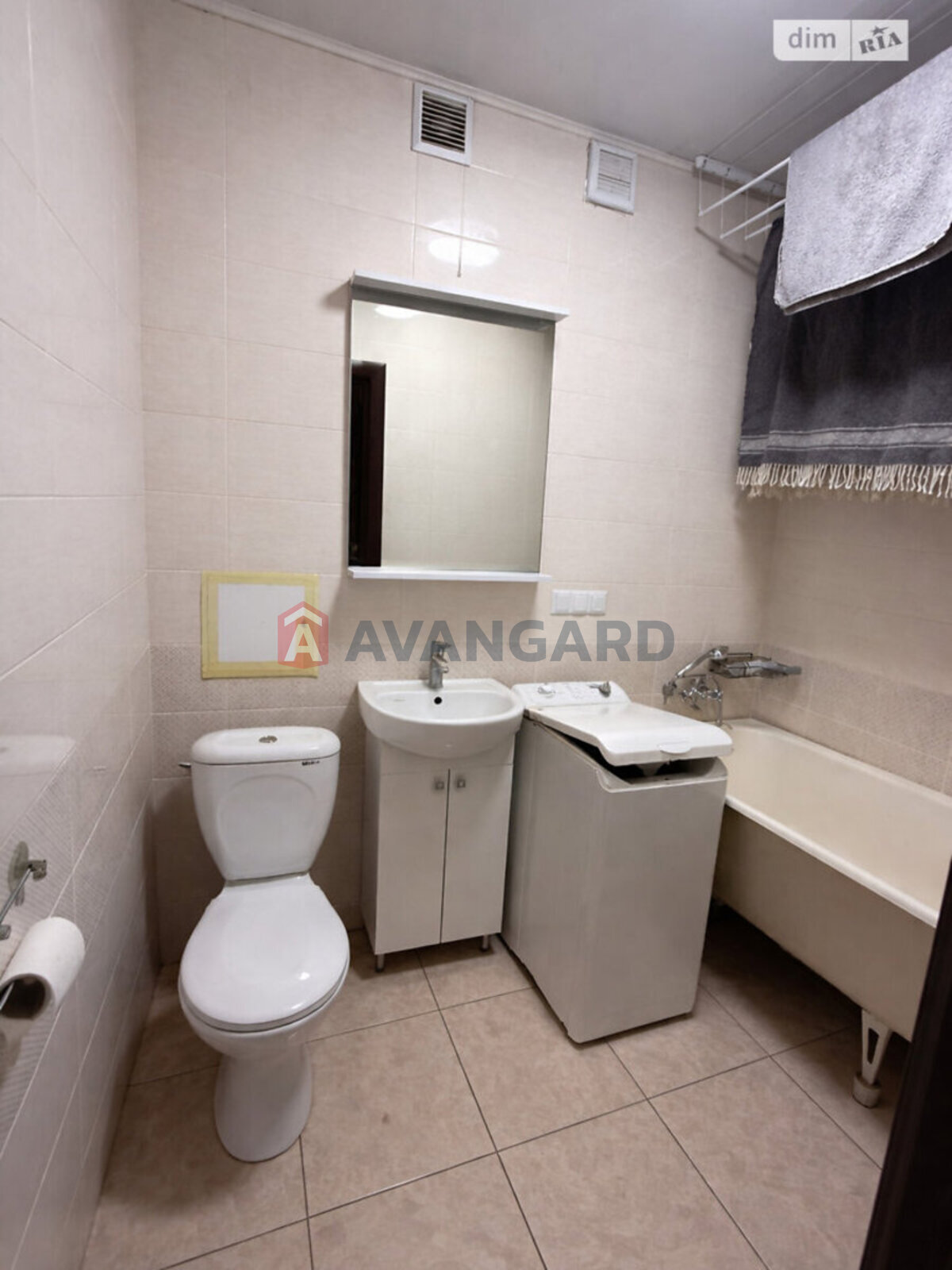 3 ��. ��������, 60/45/5 ��. �., 5/5 ������ ���� 11