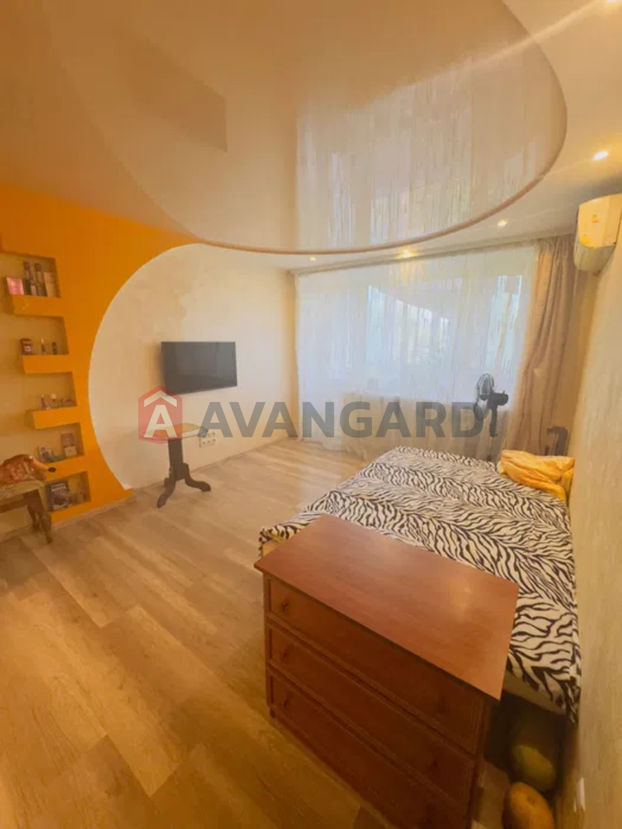 1 ��. ��������, 36/-/7 ��. �., 4/14 ������ ���� 1