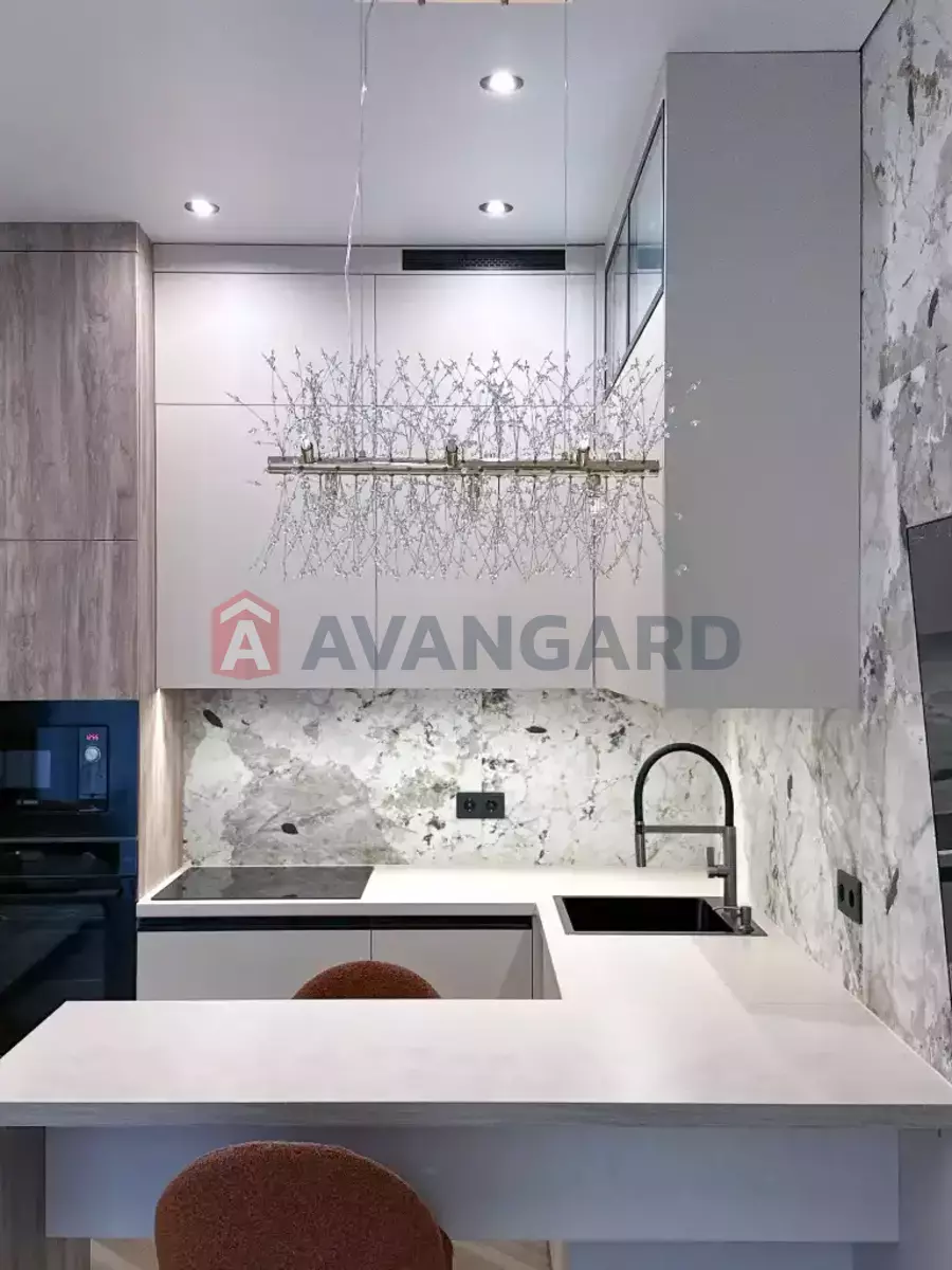 2 ����. ��������, 43/-/- ��. �., 8/10 ���� ���� 2