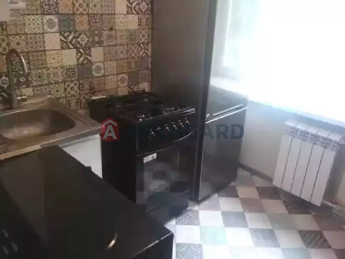 2 ��. ��������, 43/30/6 ��. �., 2/5 ������ ���� 5