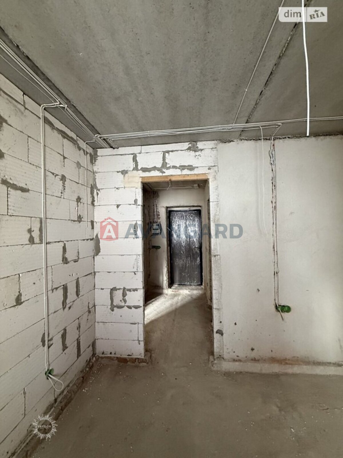 1 ��. ��������, 40/-/11 ��. �., 7/10 ������ ���� 10