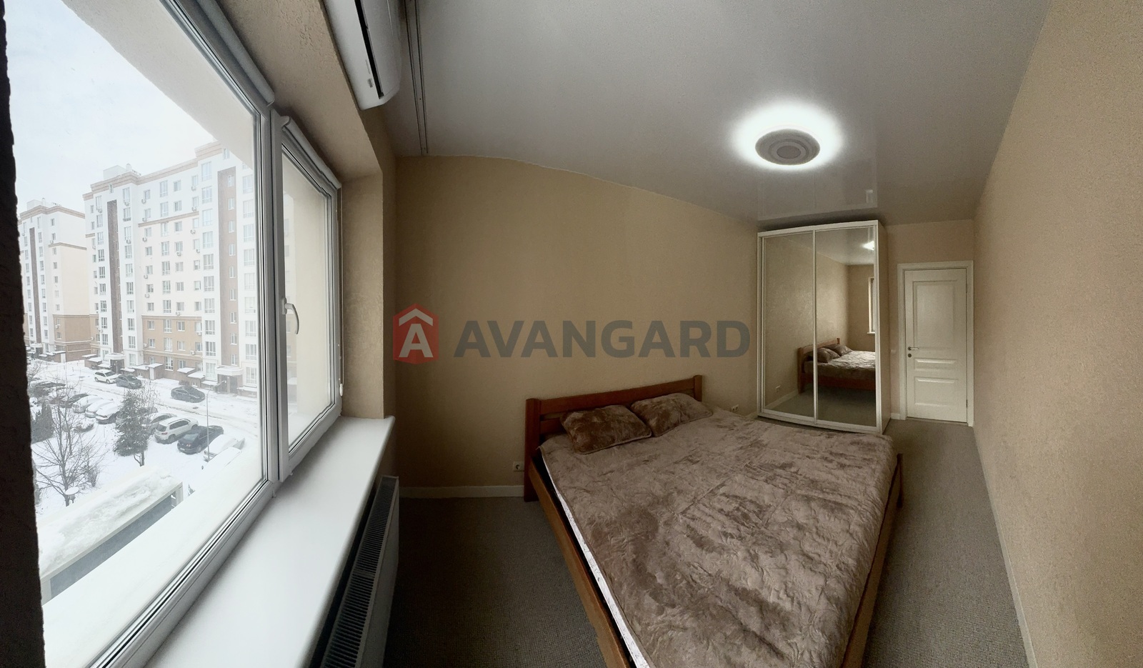 2 ����. ��������, 81/44/35 ��. �., 4/10 ���� ���� 13