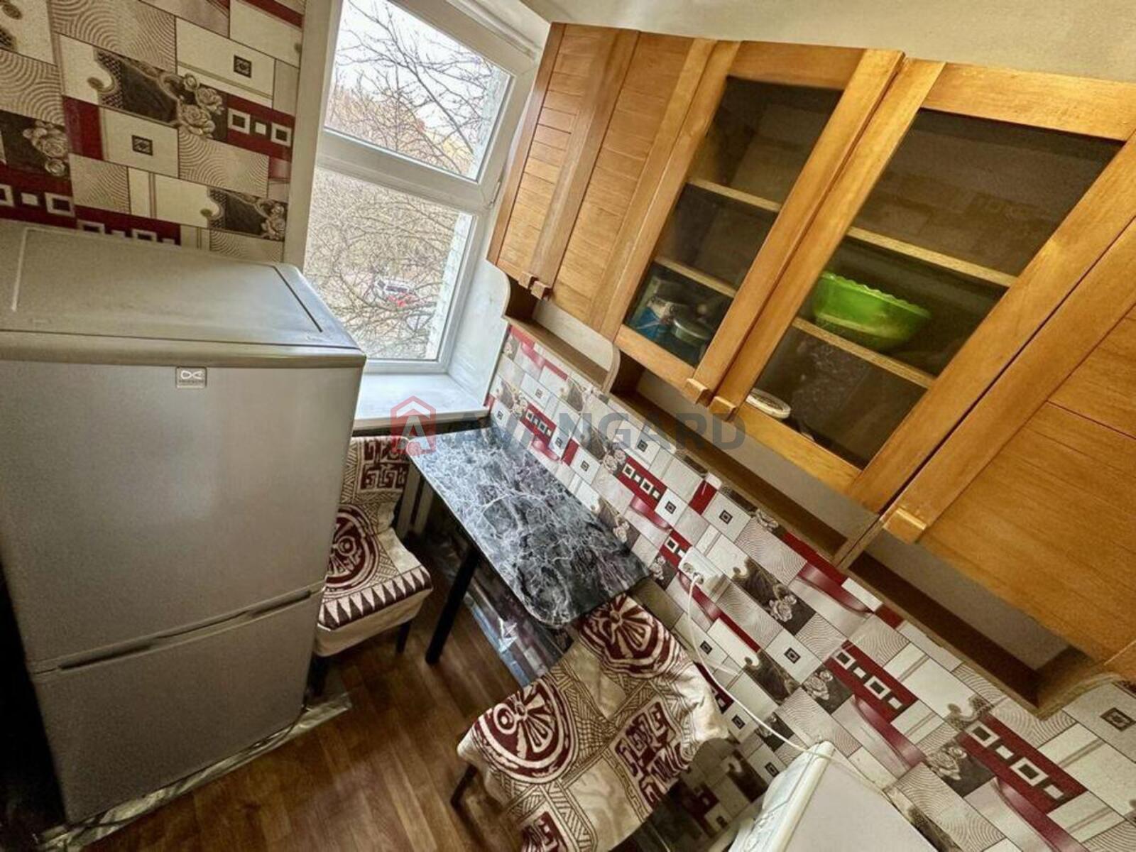 1 ��. ��������, 20/-/4 ��. �., 5/5 ������ ���� 2