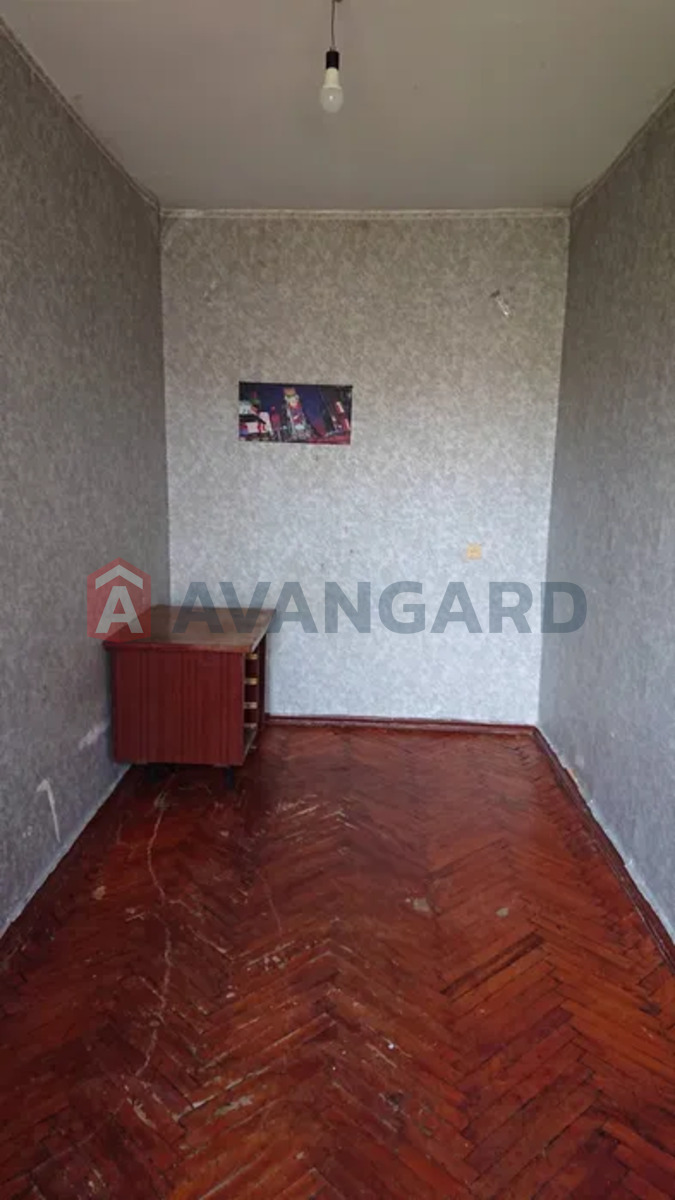 3 ����. ��������, 54/-/6 ��. �., 5/5 ���� ���� 3